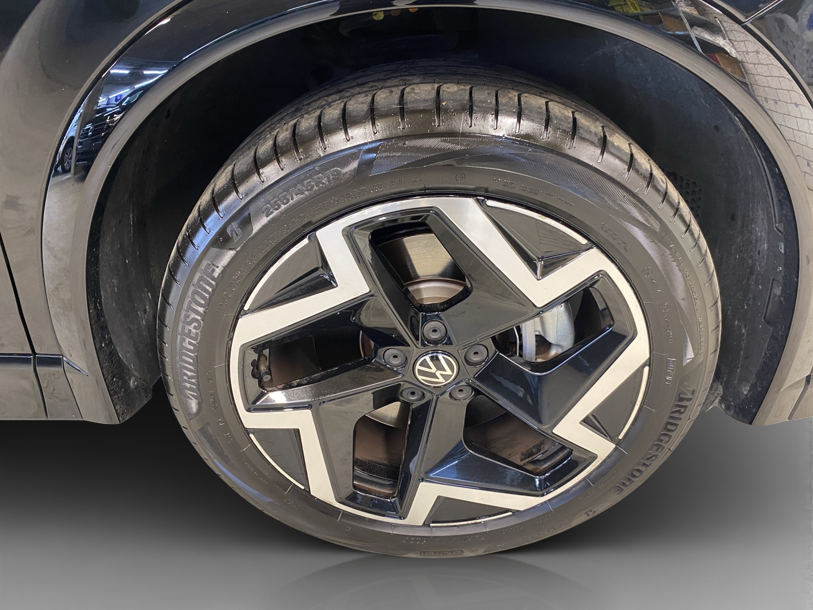 VW Tiguan 2.0 TSI DSG R-Line 4Motion-image-15