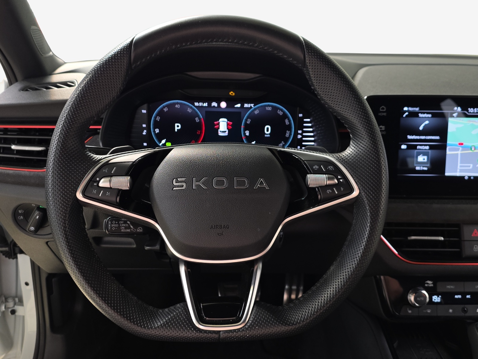 SKODA Kamiq 1.0 TSI Dynamic DSG-image-9