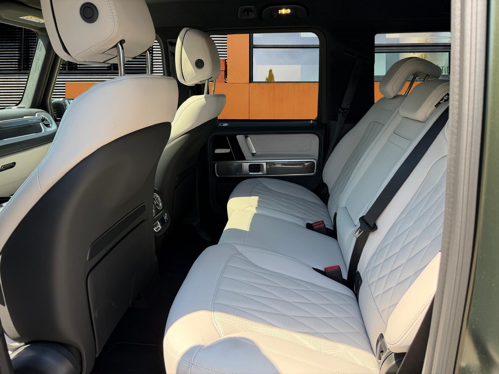 MERCEDES-BENZ G 63 AMG Manufaktur-image-3