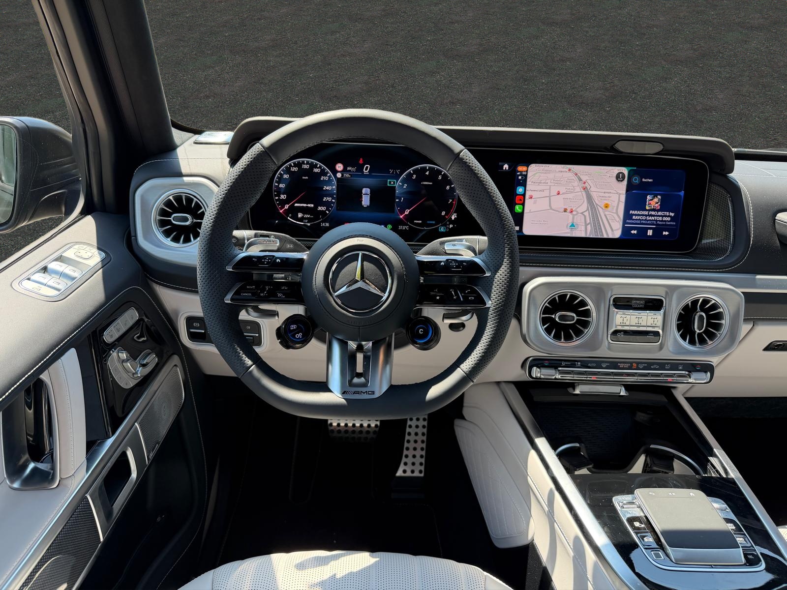 MERCEDES-BENZ G 63 AMG Manufaktur-image-6