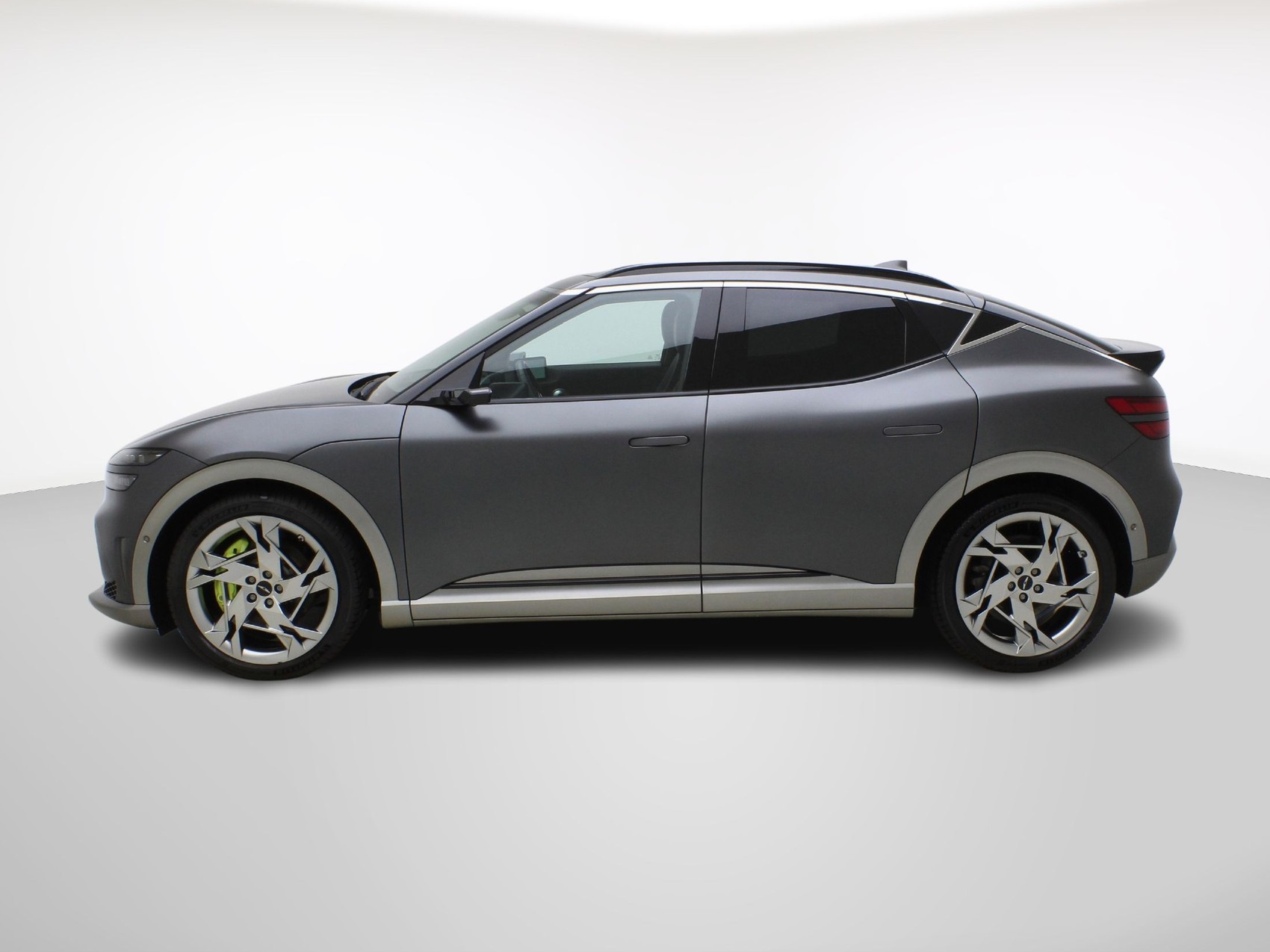 GENESIS GV60 Dual Motor Sport Plus AWD-image-2