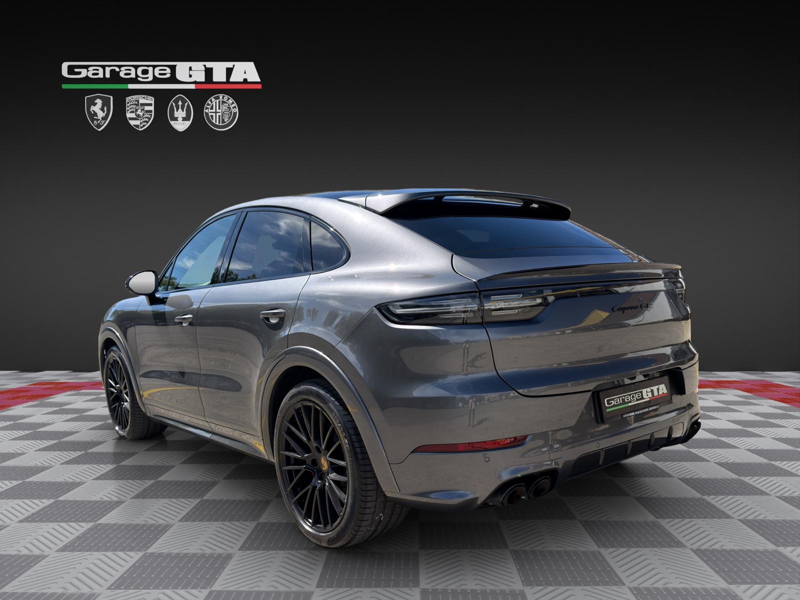 PORSCHE Cayenne GTS Coupé-showroom-element-2