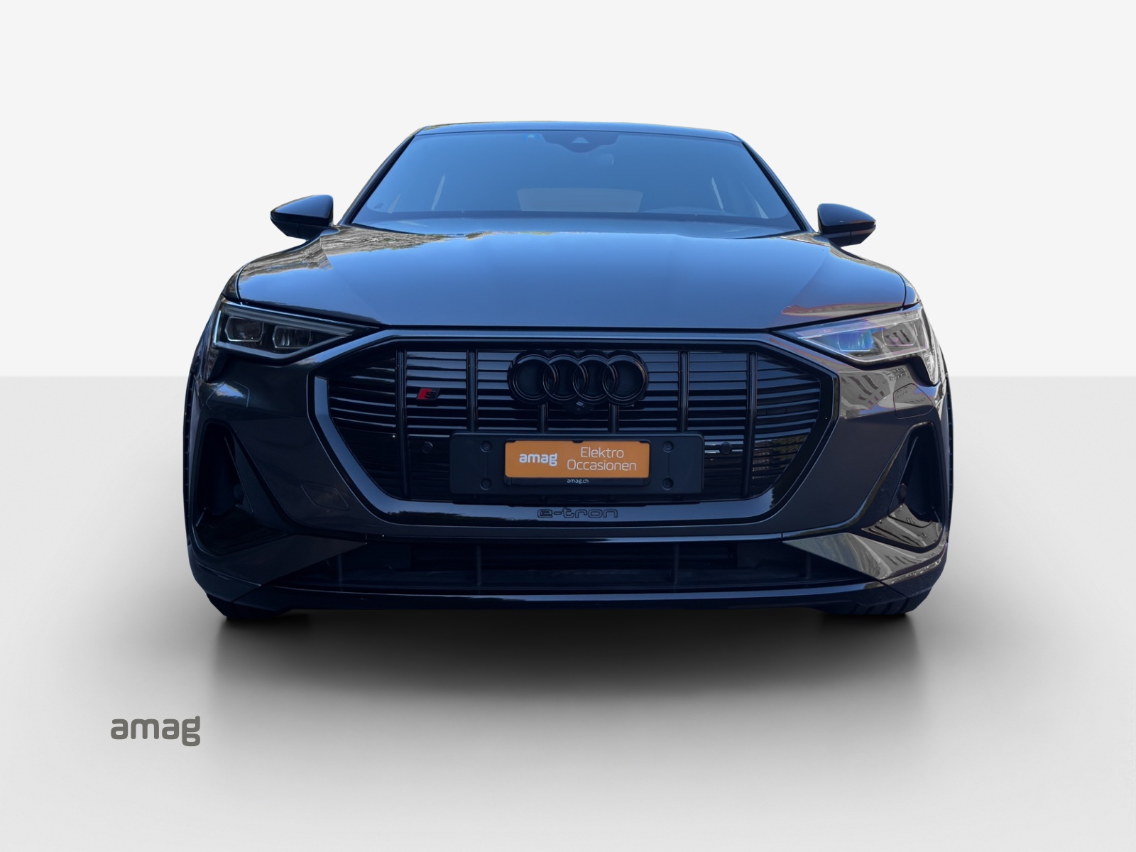 AUDI e-tron S Sportback quattro-image-6