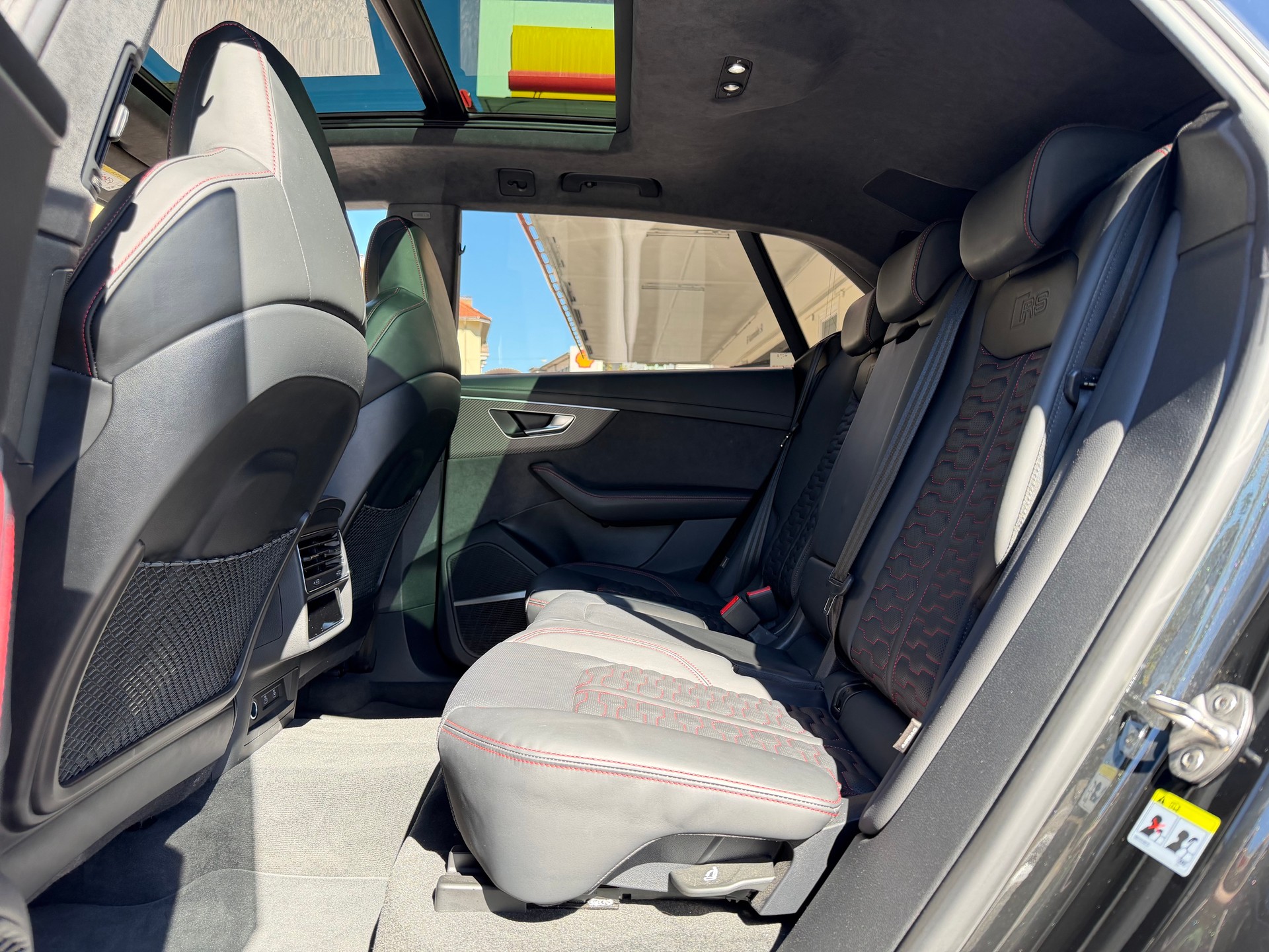 AUDI RSQ8 quattro-image-7