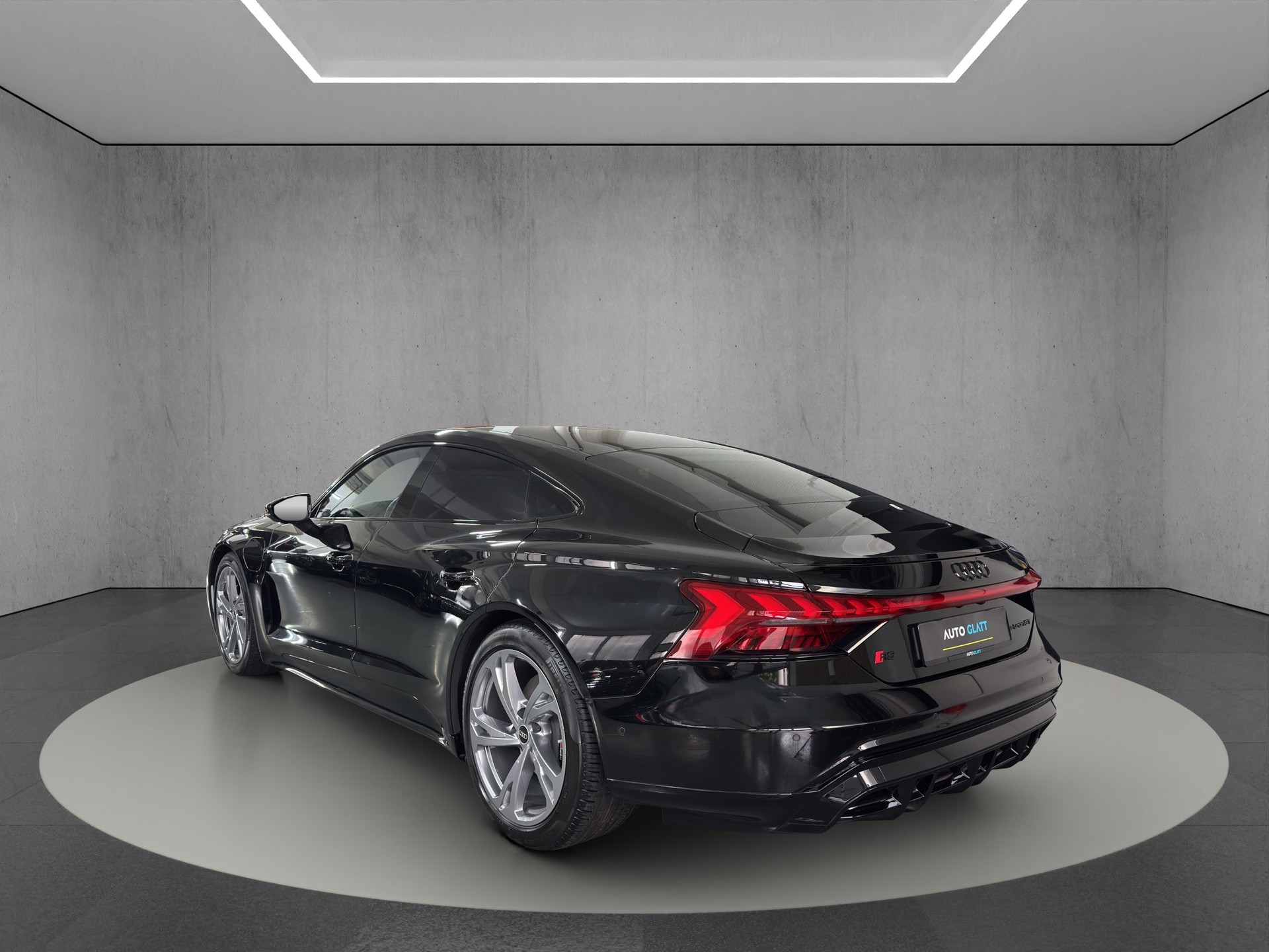 AUDI RS e-tron GT-600 PS-quattro "Leder Sportsitze Pro mit Wabensteppung"-image-4