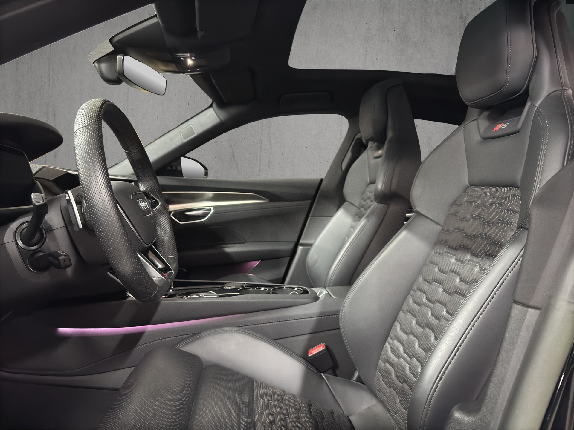 AUDI RS e-tron GT-600 PS-quattro "Leder Sportsitze Pro mit Wabensteppung"-image-7