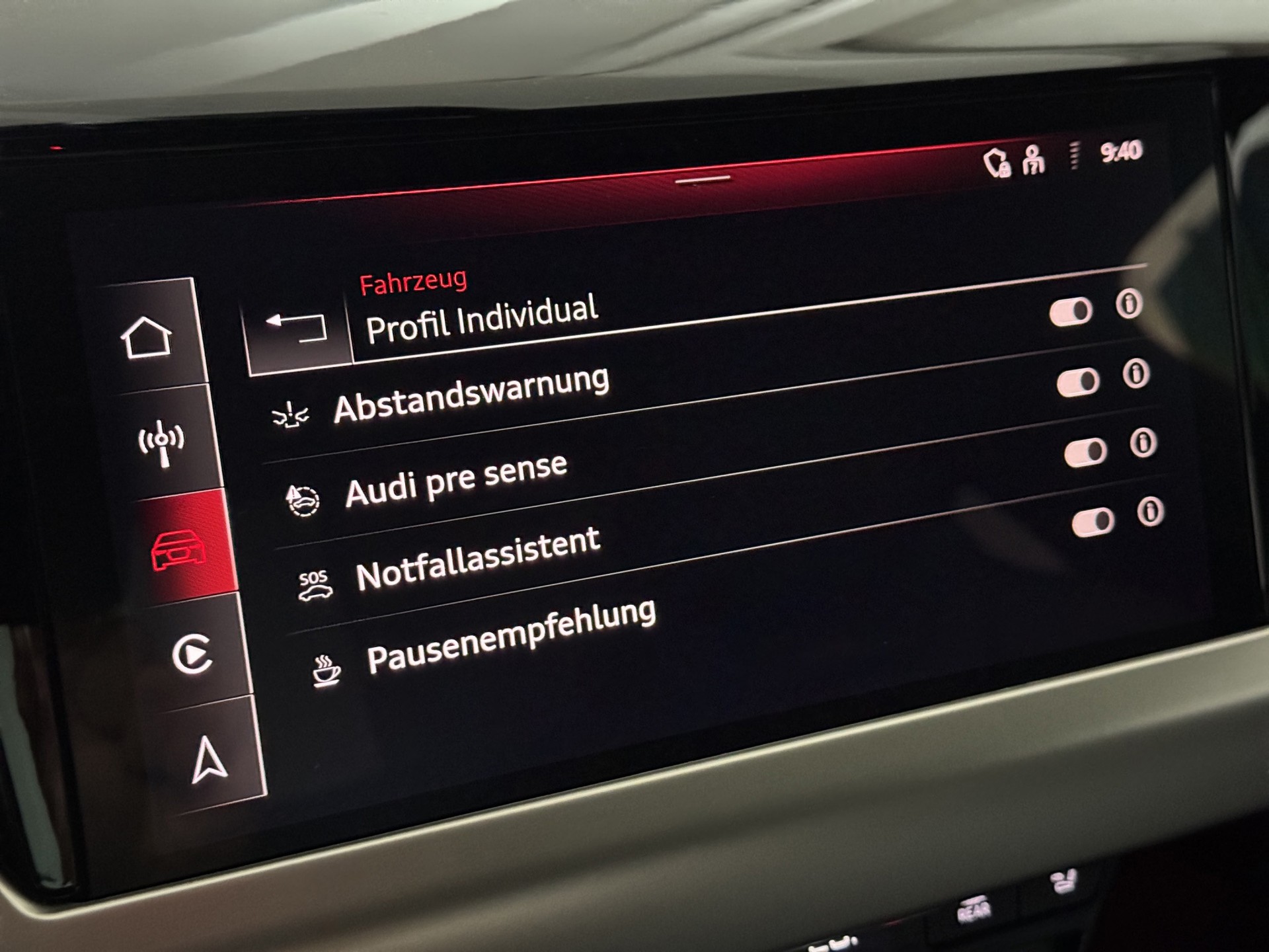 AUDI RS e-tron GT-600 PS-quattro "Leder Sportsitze Pro mit Wabensteppung"-image-23