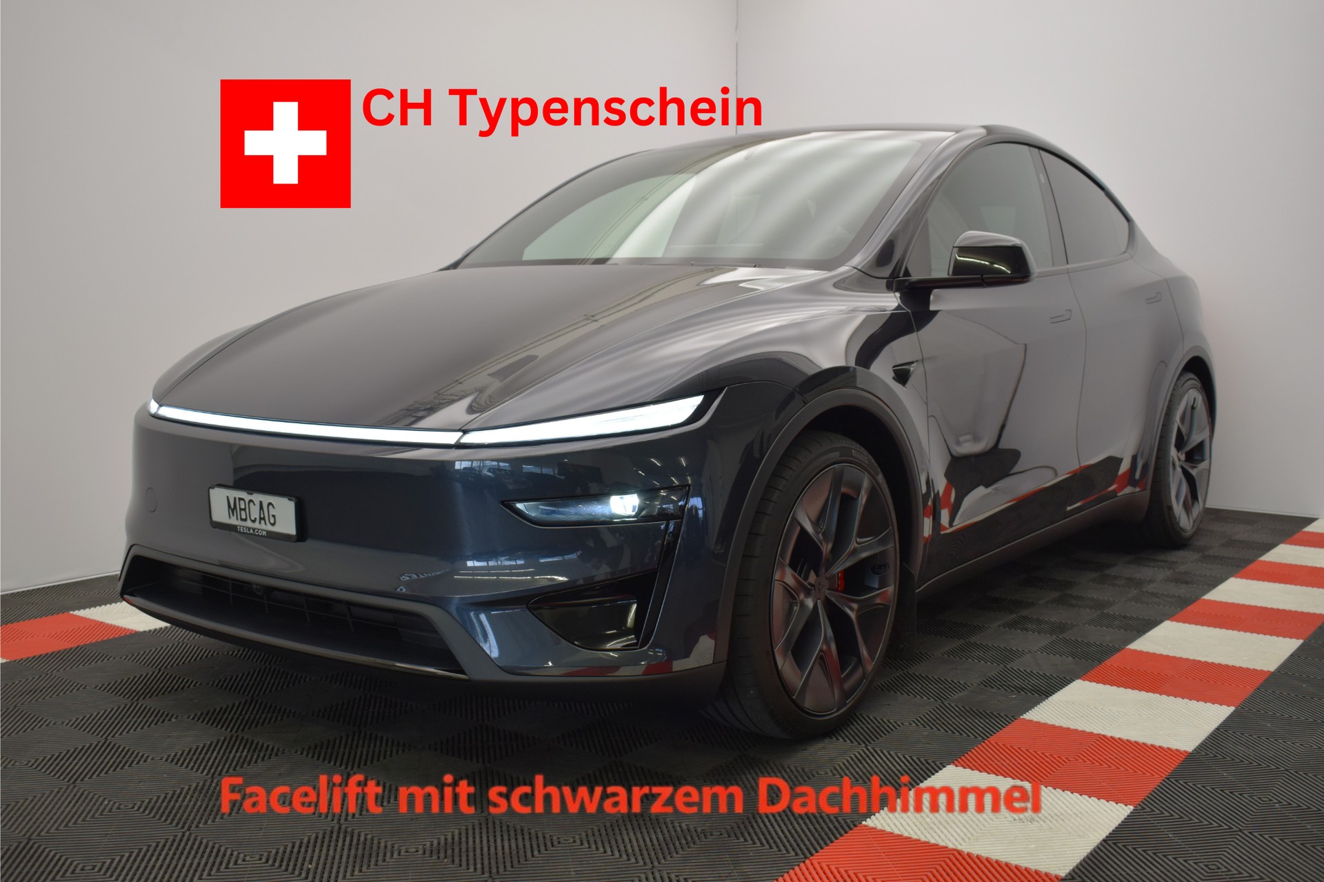 TESLA Model Y Performance AWD 626PS, Neuwagen, CH Typenschein "stealth grey"-image-0