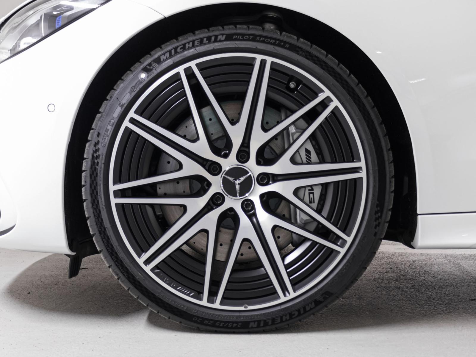 MERCEDES-BENZ C 43 AMG 4MATIC T-Modell-image-14