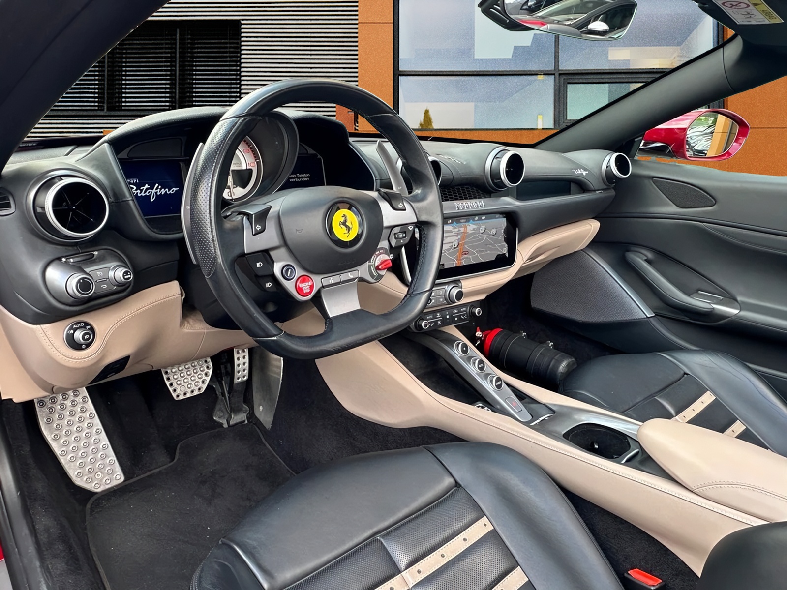 FERRARI Portofino 3.9 Turbo-image-12