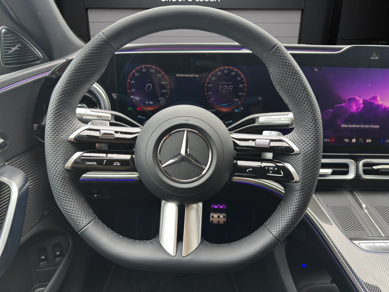 MERCEDES-BENZ C 400 4MATIC EQ-image-10