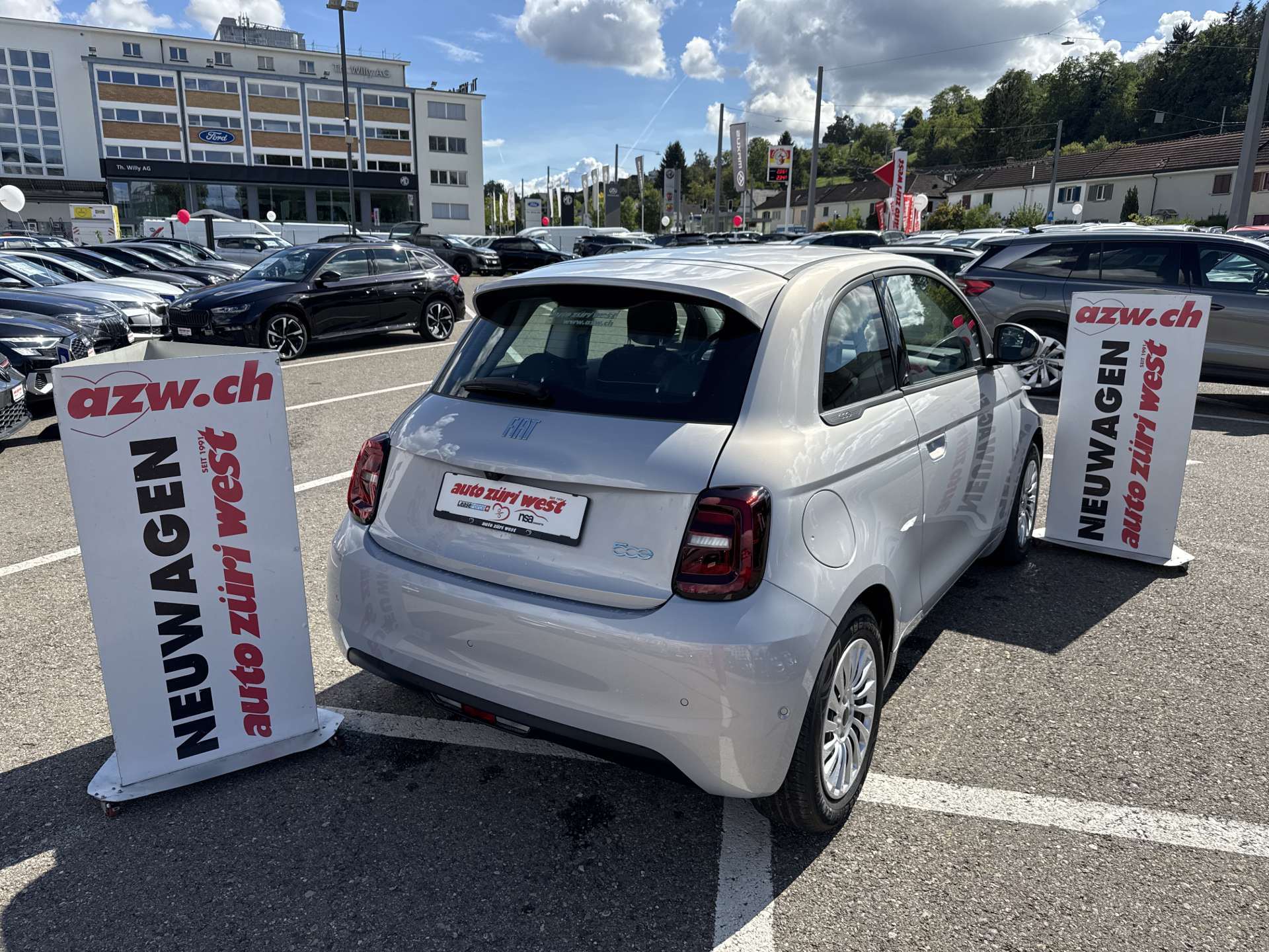 FIAT 500 electric 42kWh Automat-image-2