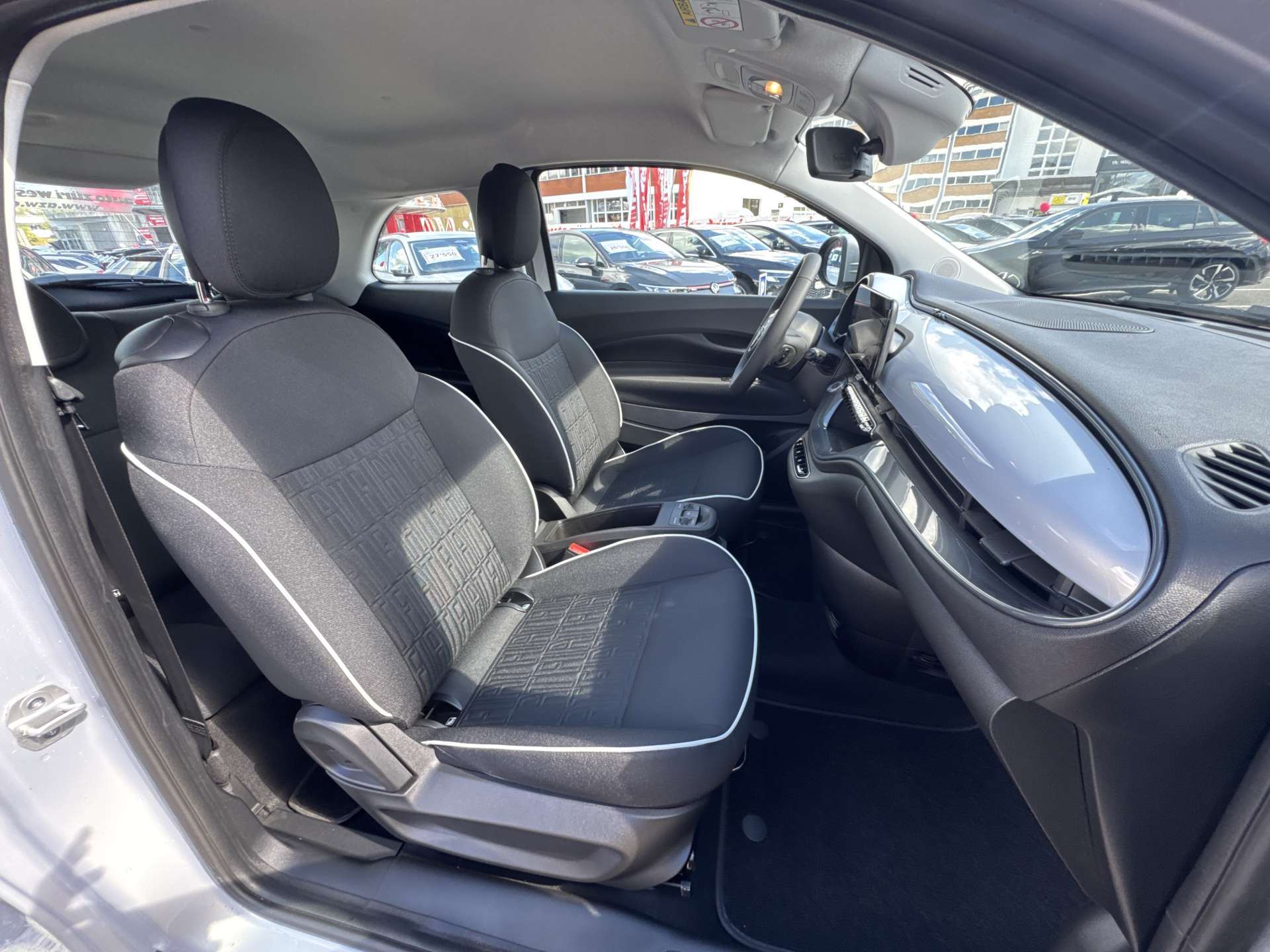 FIAT 500 electric 42kWh Automat-image-12