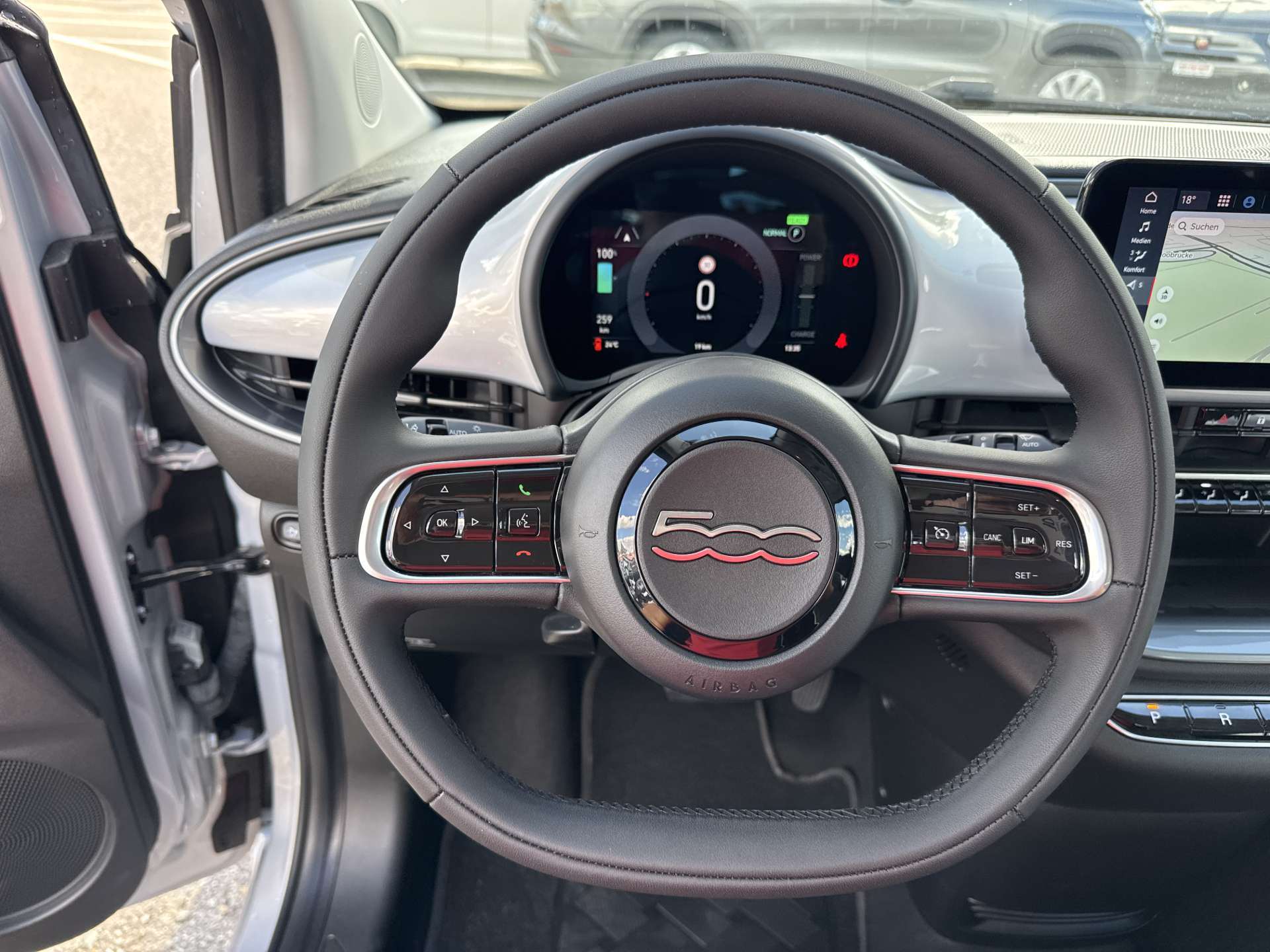 FIAT 500 electric 42kWh Automat-image-15