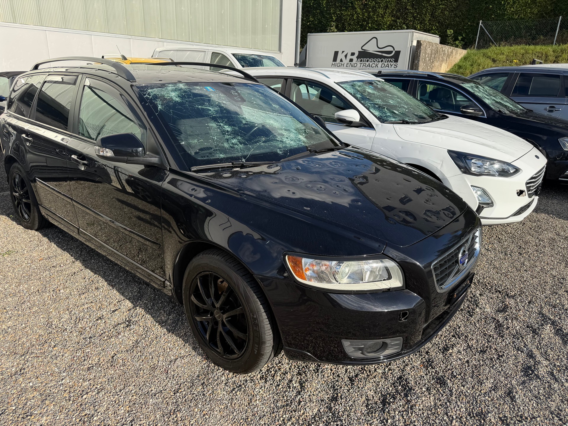 VOLVO V50 D3 Kinetic Geartronic-image-1