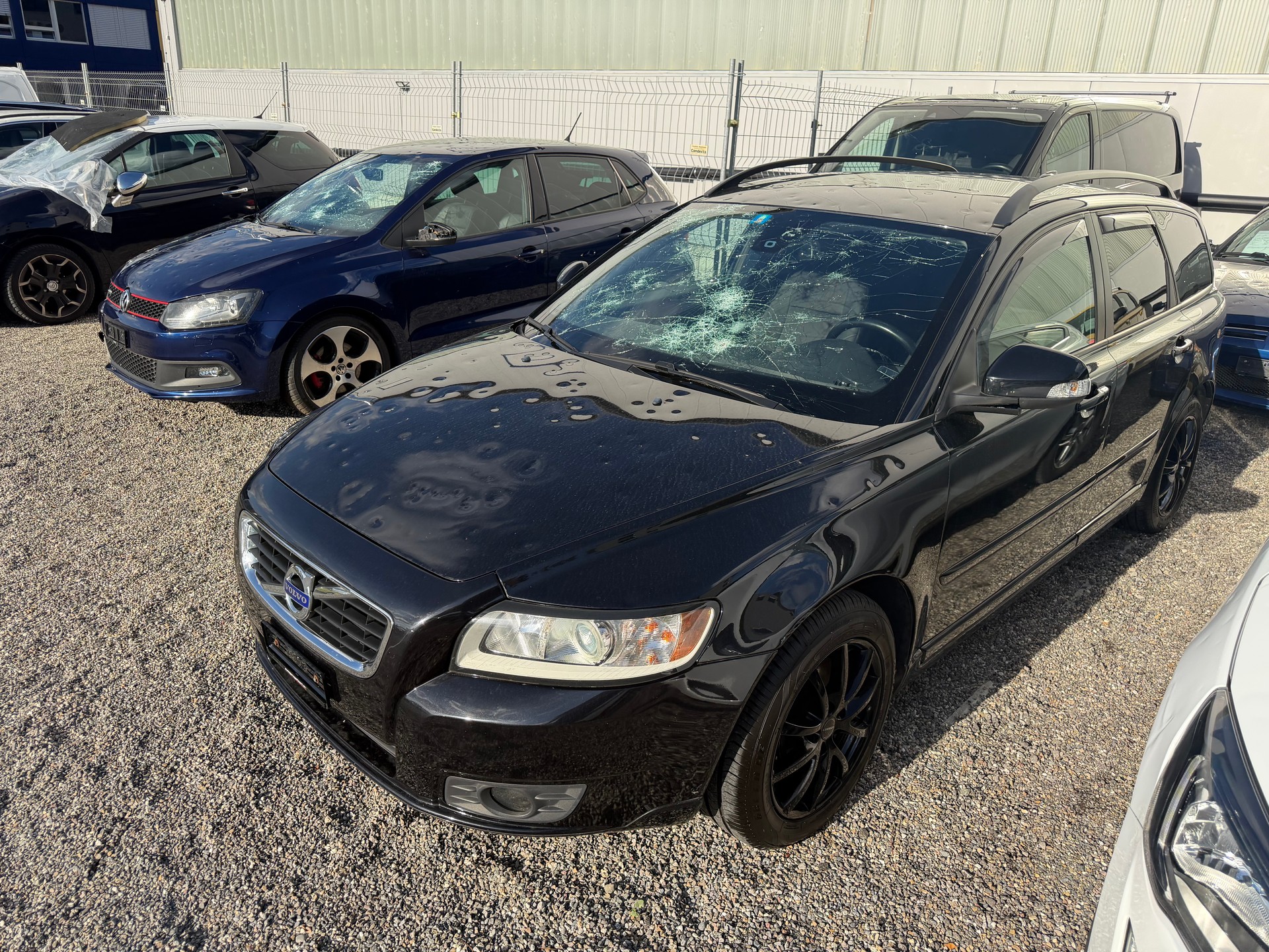VOLVO V50 D3 Kinetic Geartronic-image-2
