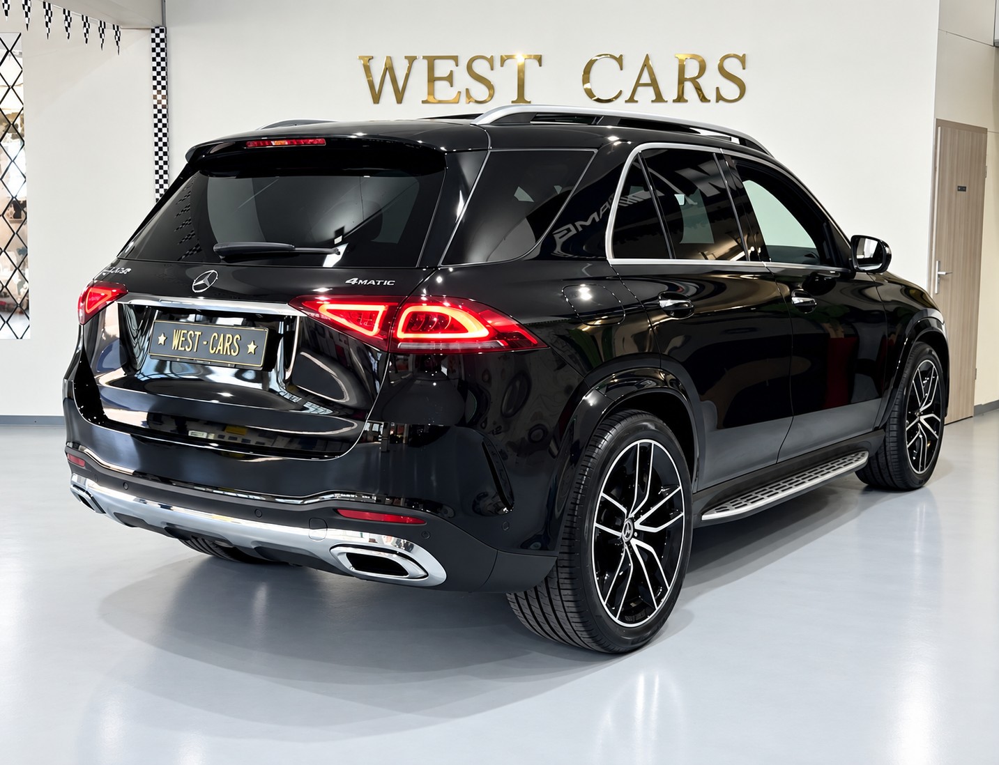 MERCEDES-BENZ GLE 450 4Matic AMG Line 9G-Tronic-image-3