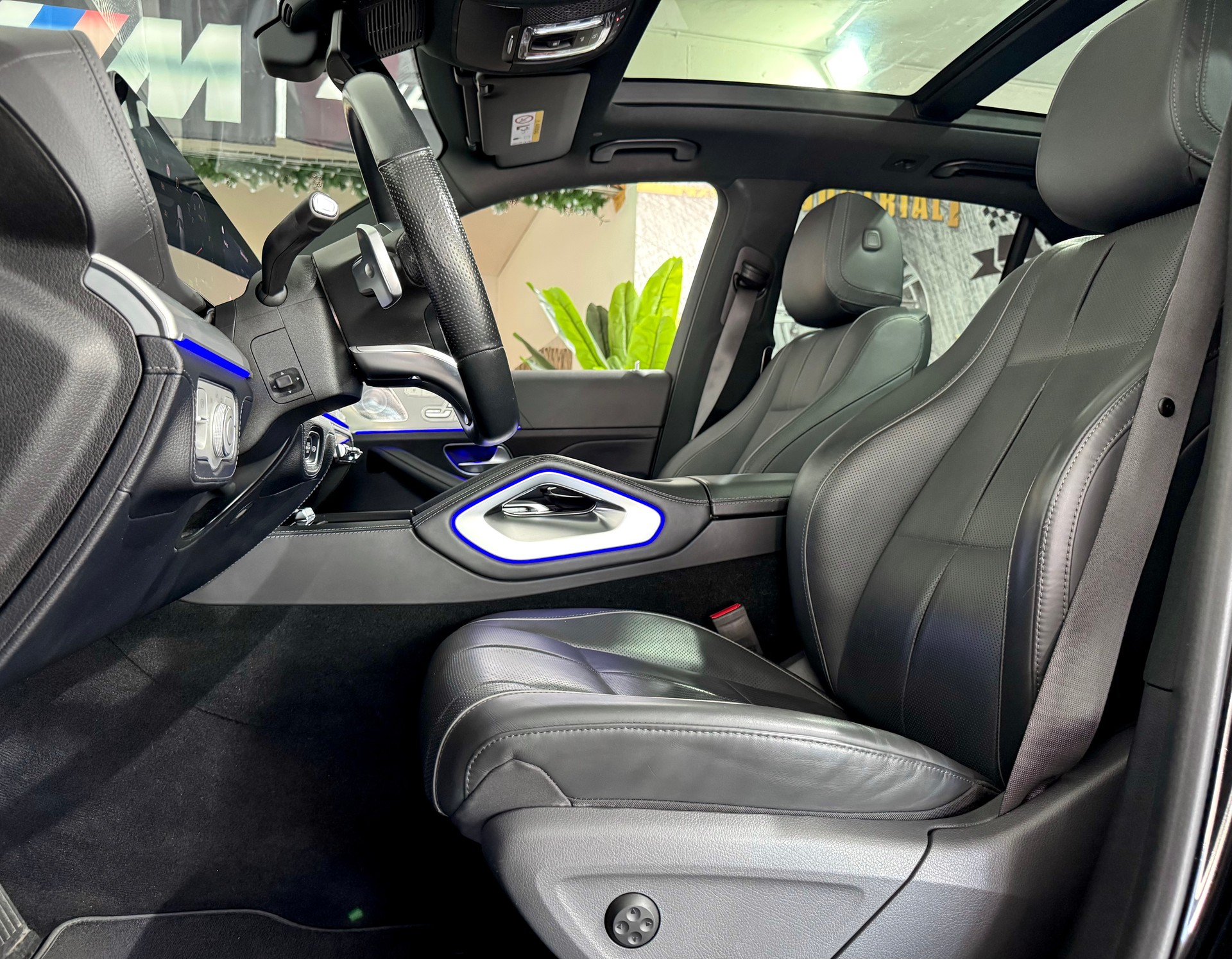 MERCEDES-BENZ GLE 450 4Matic AMG Line 9G-Tronic-image-5