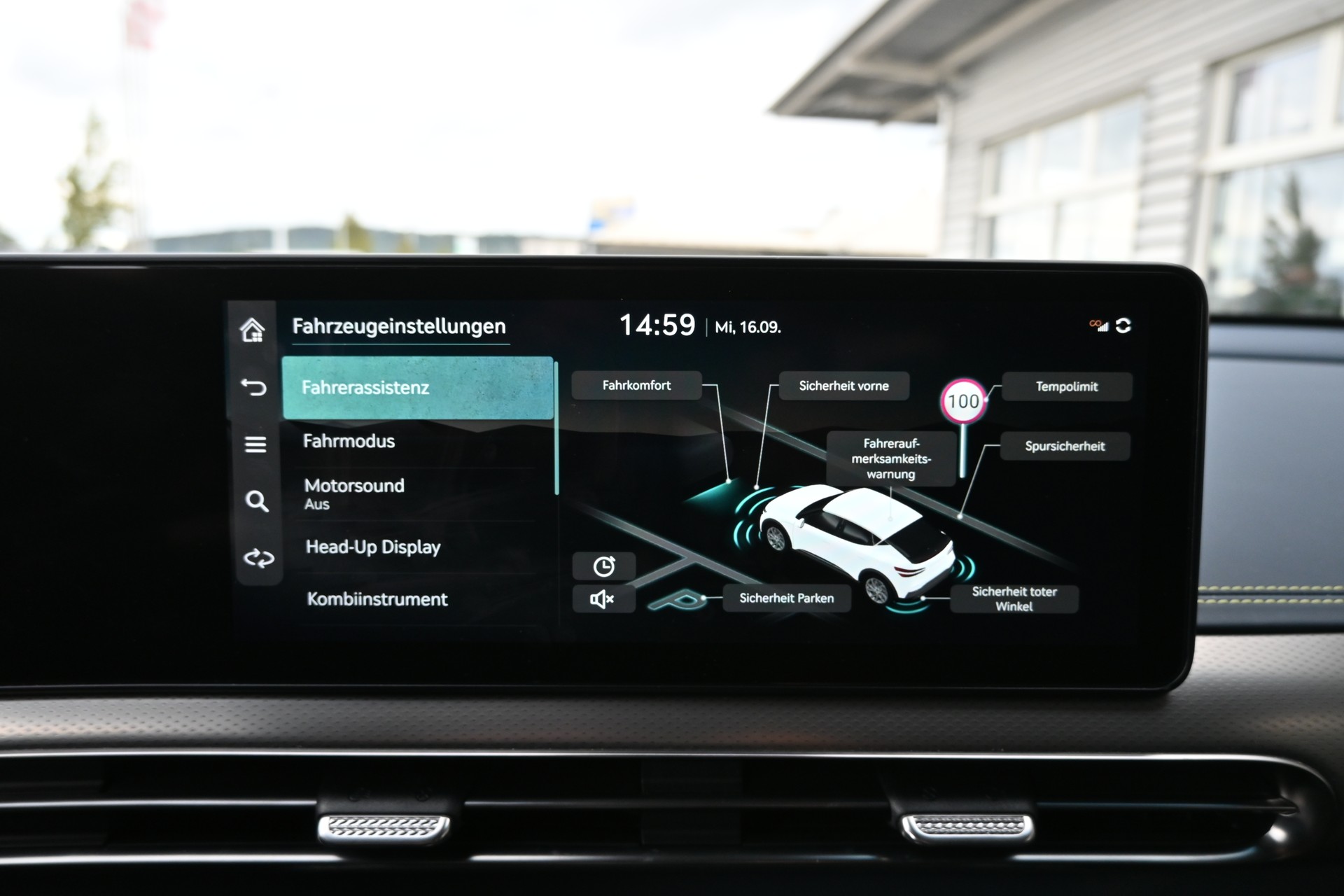 GENESIS GV60 77.4 kWh Sport Plus AWD 4X4 490PS (CH Auto)-image-22