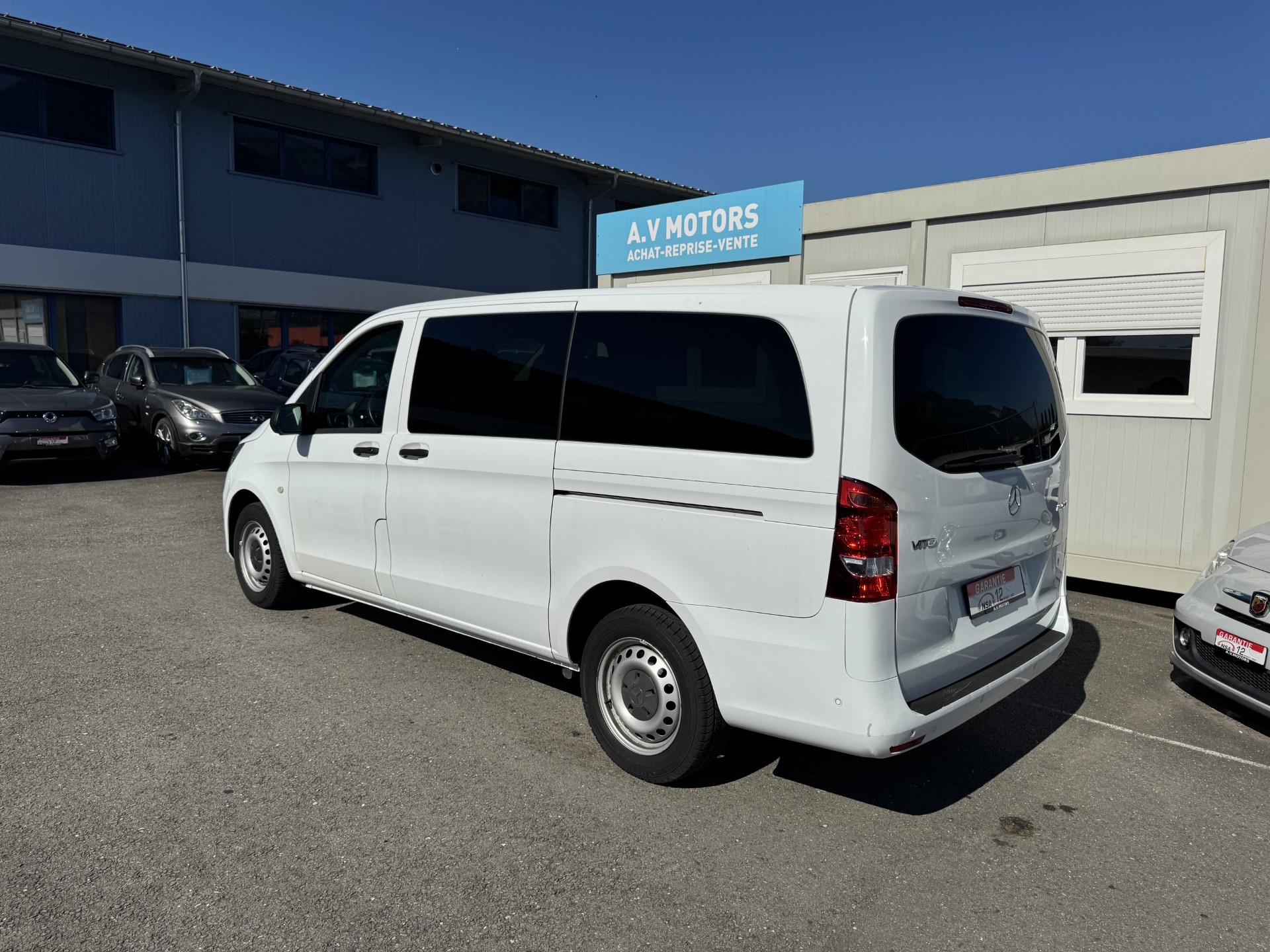 MERCEDES-BENZ Vito 116 CDI 7G Automatique-image-3