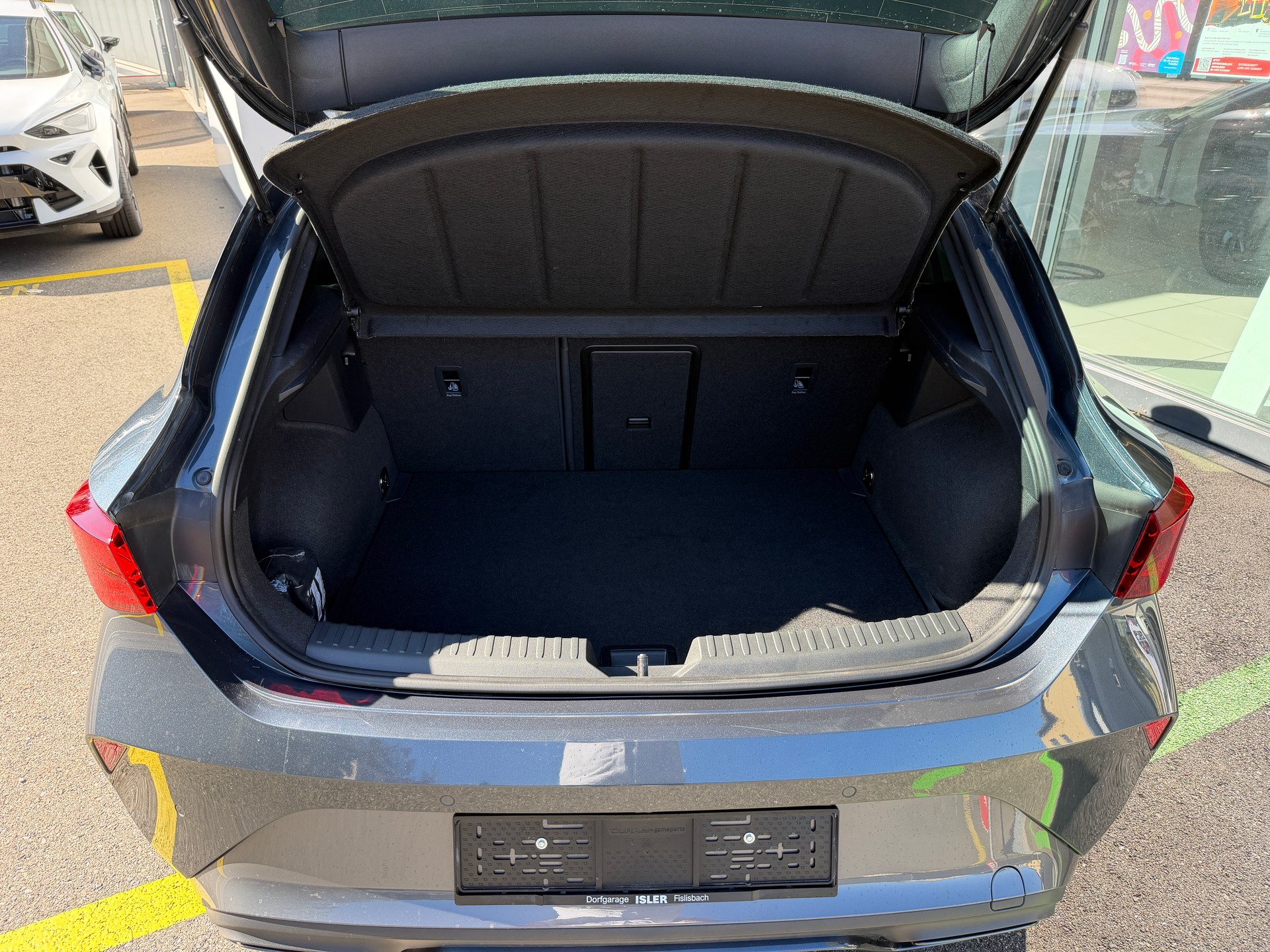 CUPRA LEON 1.5 TSI DSG-image-6