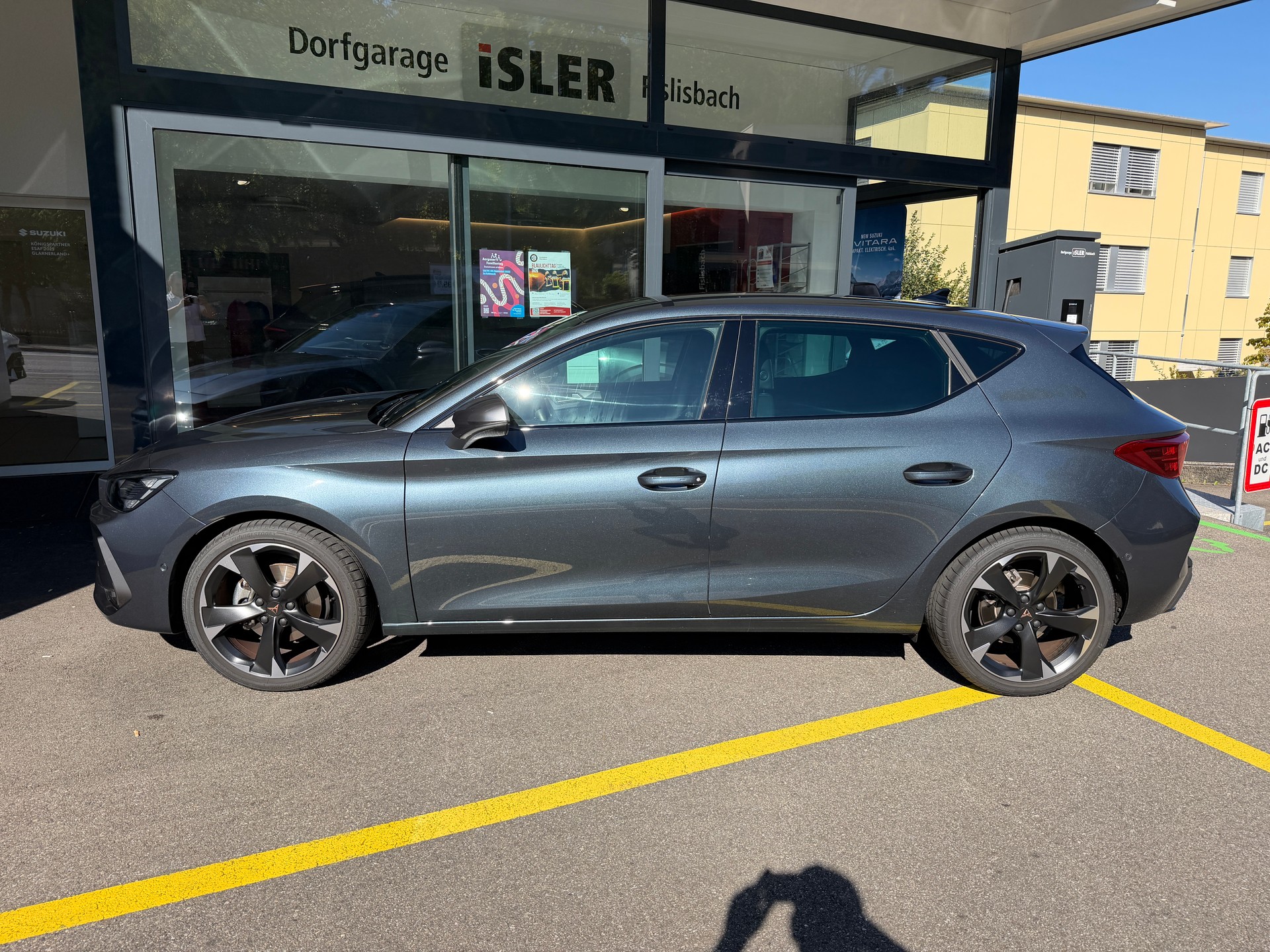 CUPRA LEON 1.5 TSI DSG-image-4