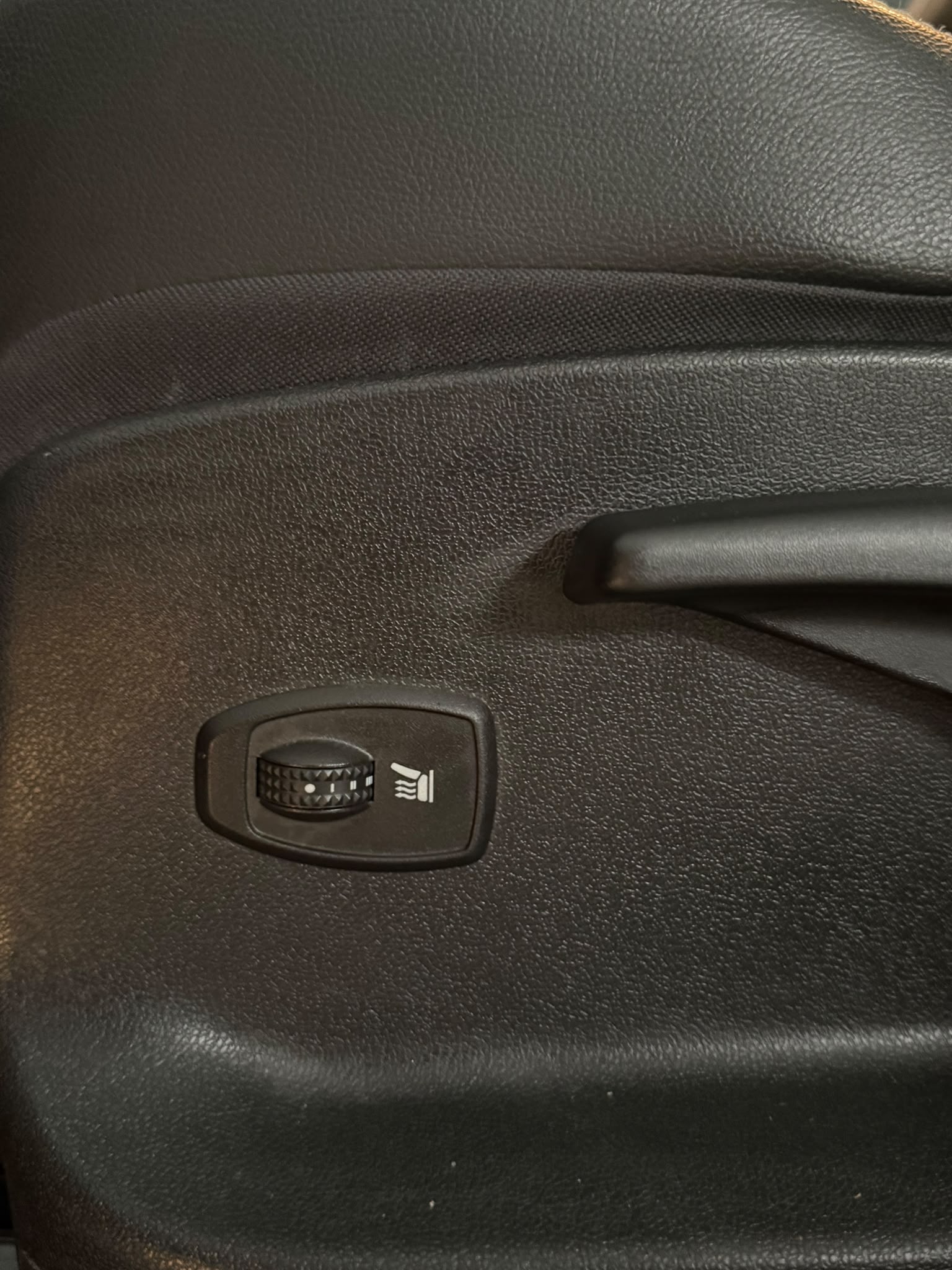 RENAULT Scénic 1.5 dCi Swiss Edition EDC-image-14