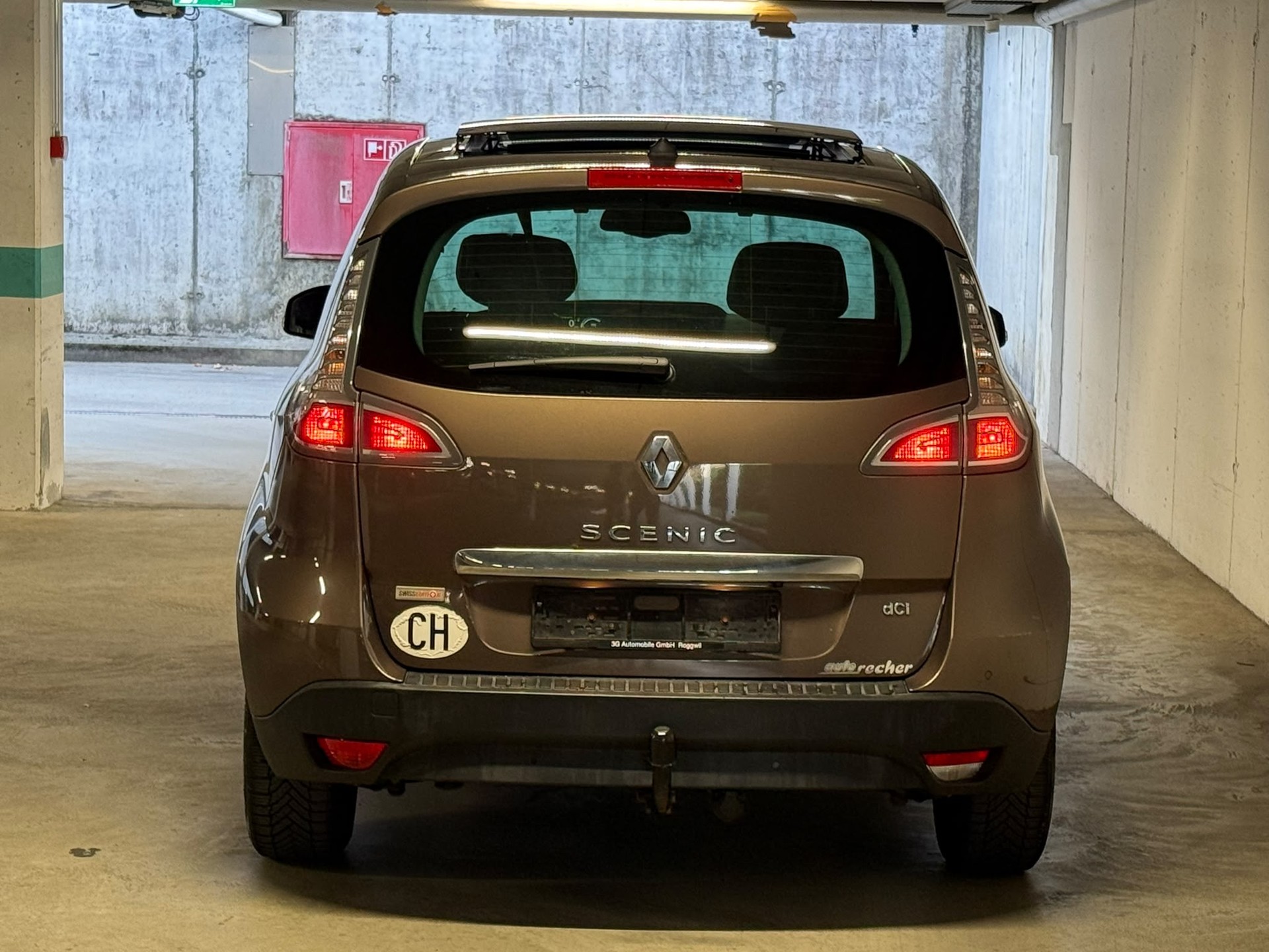 RENAULT Scénic 1.5 dCi Swiss Edition EDC-image-4