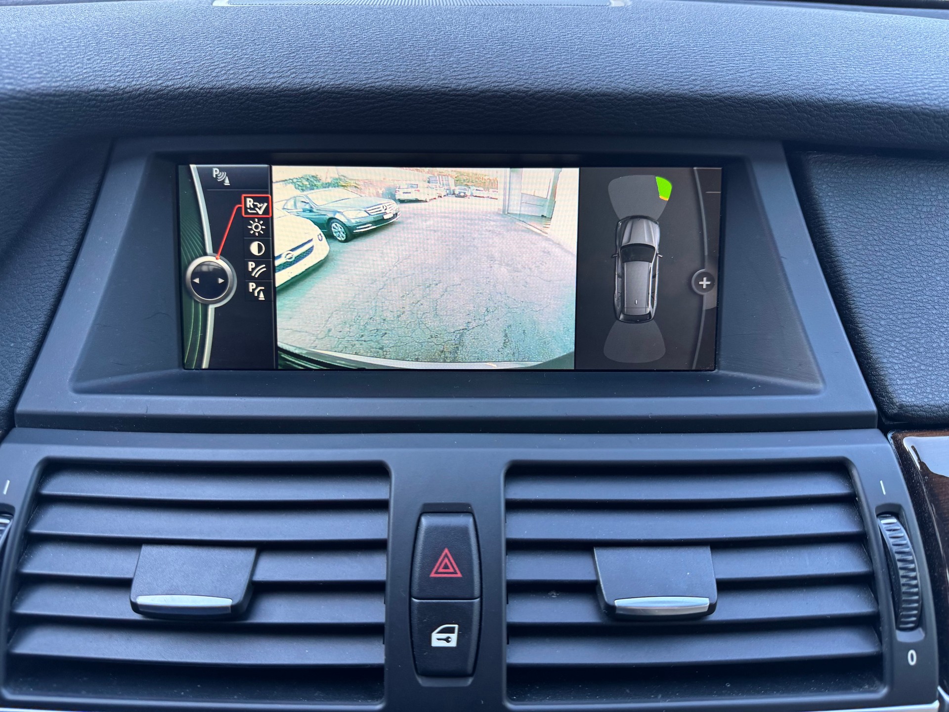 BMW X5 xDrive 40d Steptronic-image-9