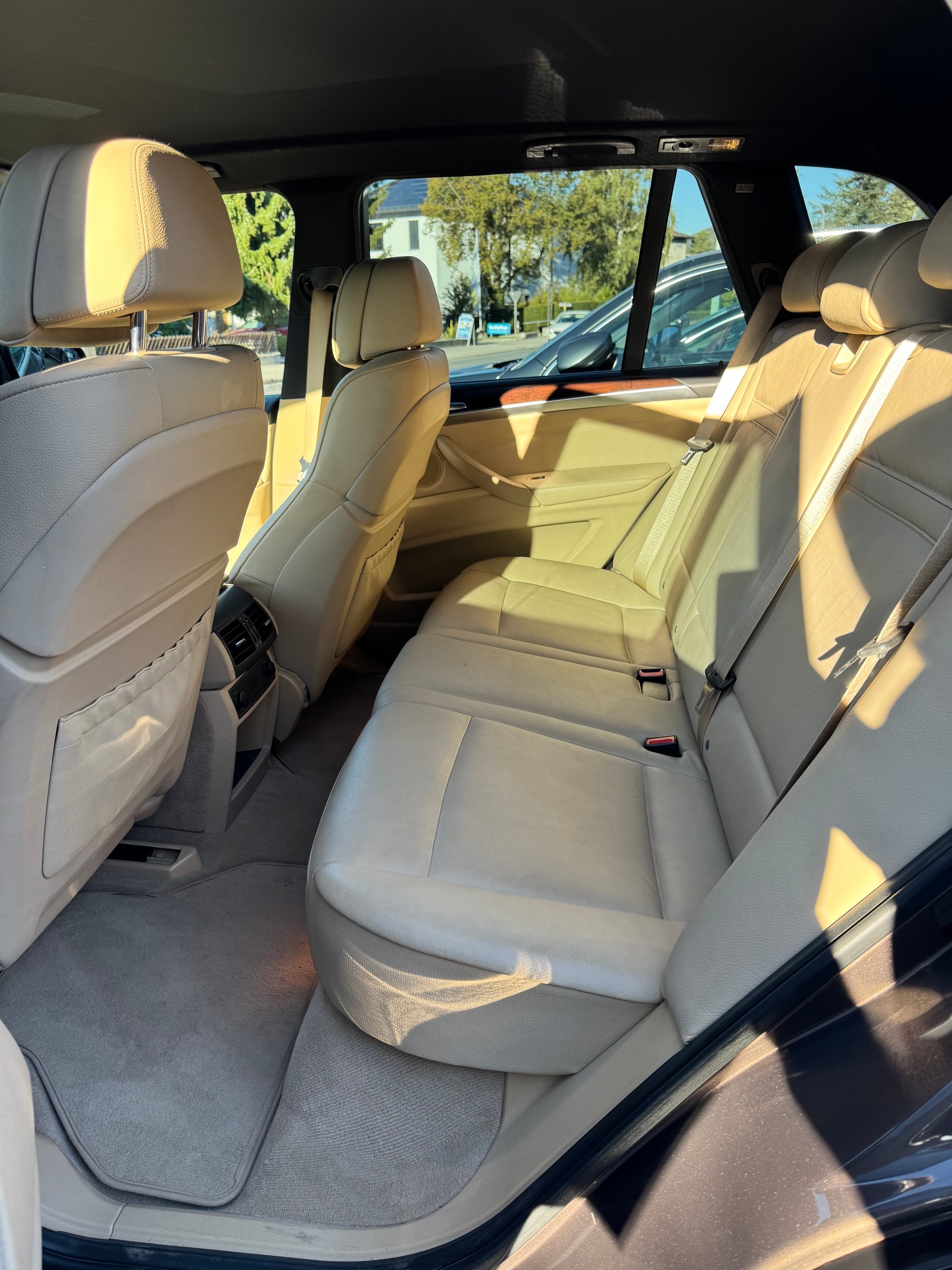 BMW X5 xDrive 40d Steptronic-image-23