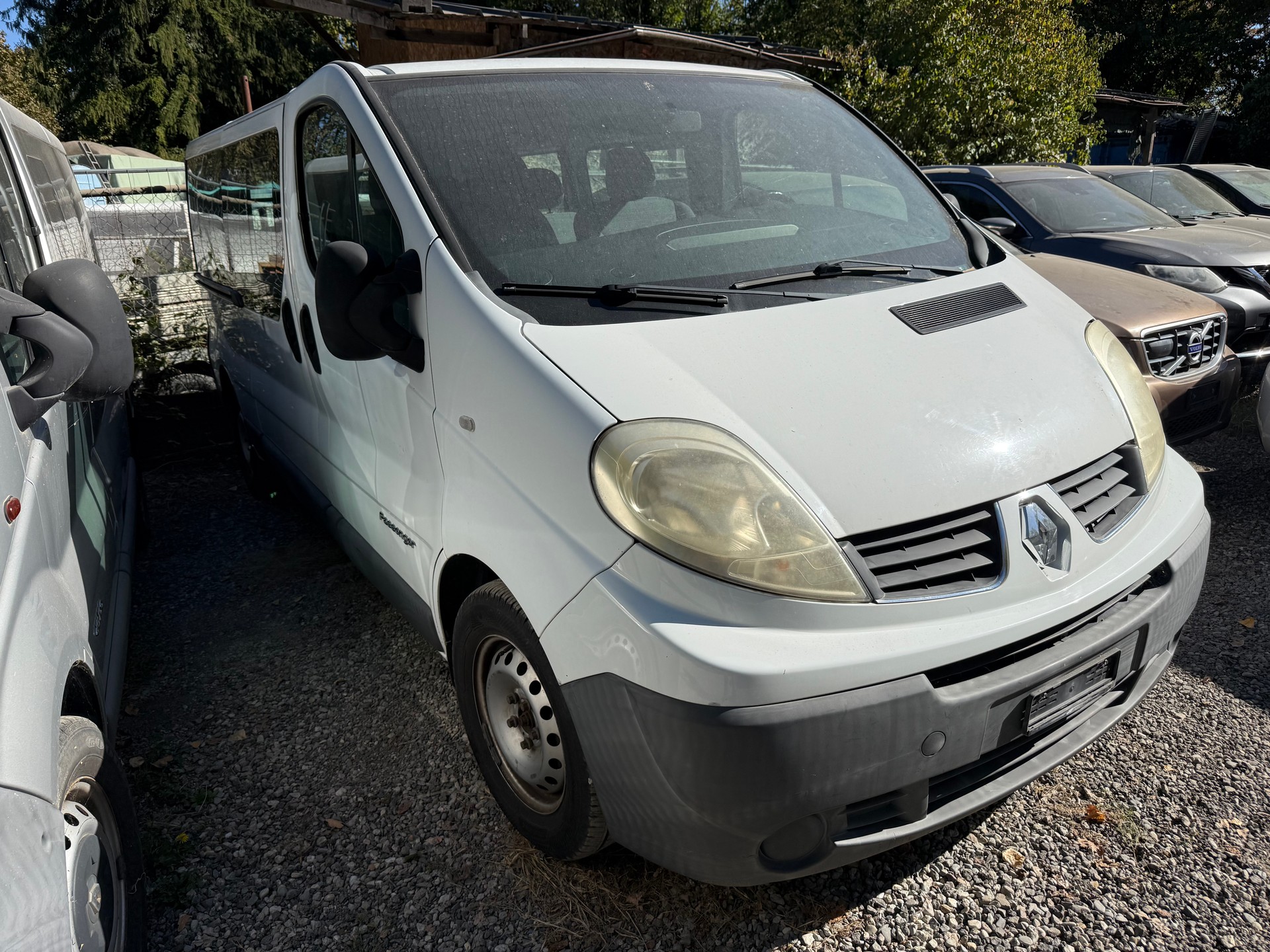 RENAULT Trafic 2.5 dCi L2H1 Grand Passenger Authentique