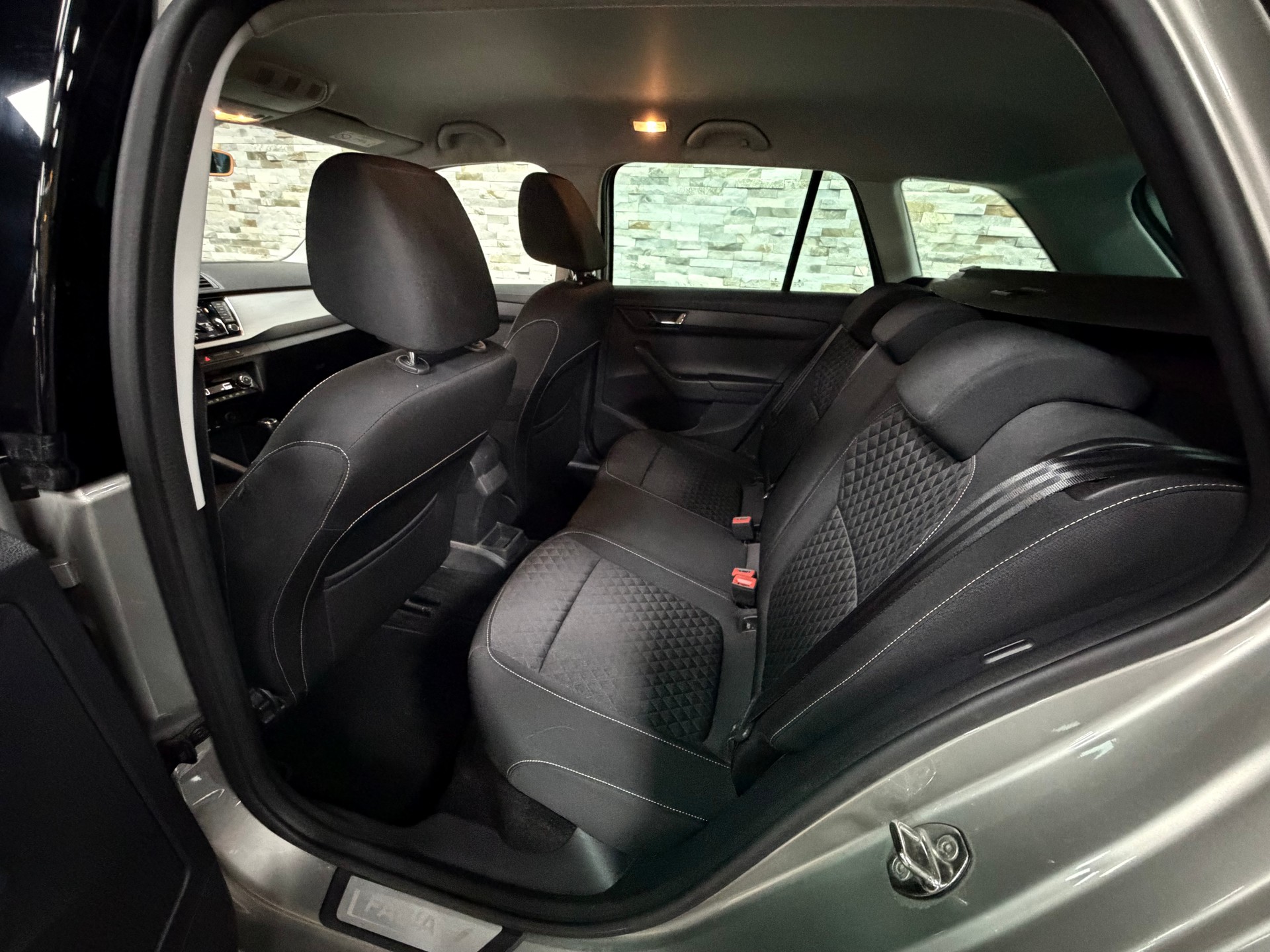 SKODA Fabia 1.2 TSI Ambition DSG-image-18
