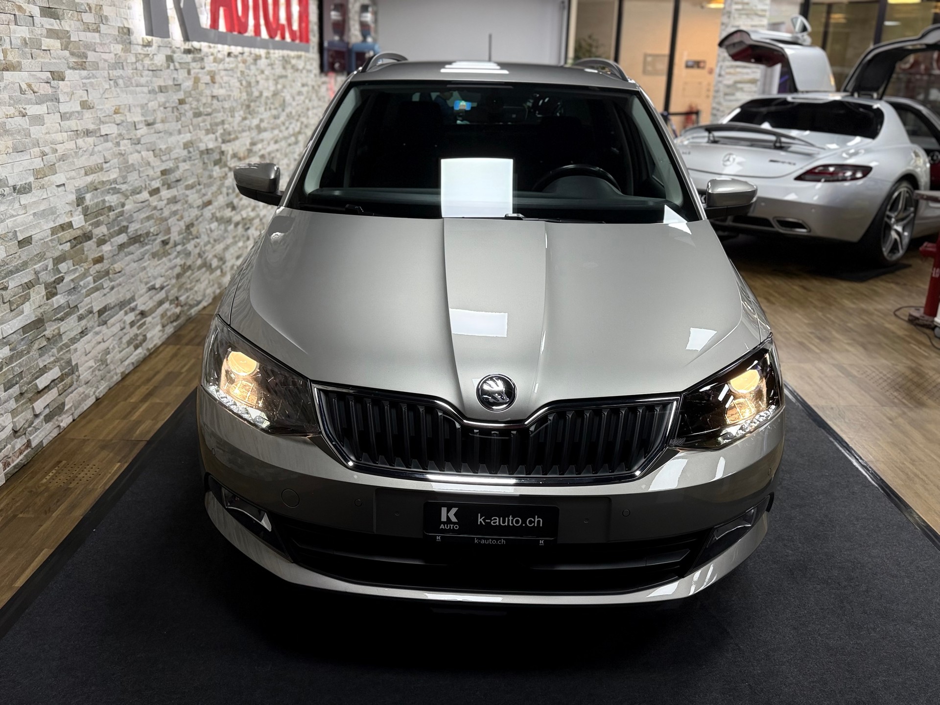 SKODA Fabia 1.2 TSI Ambition DSG-image-4