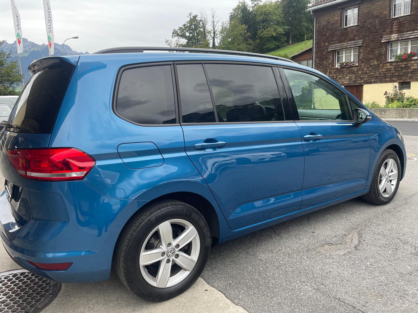 VW Touran 1.4 TSI BlueMotion Technology Trendline-image-4