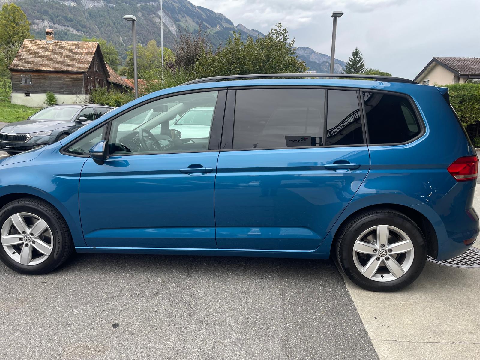 VW Touran 1.4 TSI BlueMotion Technology Trendline-image-2
