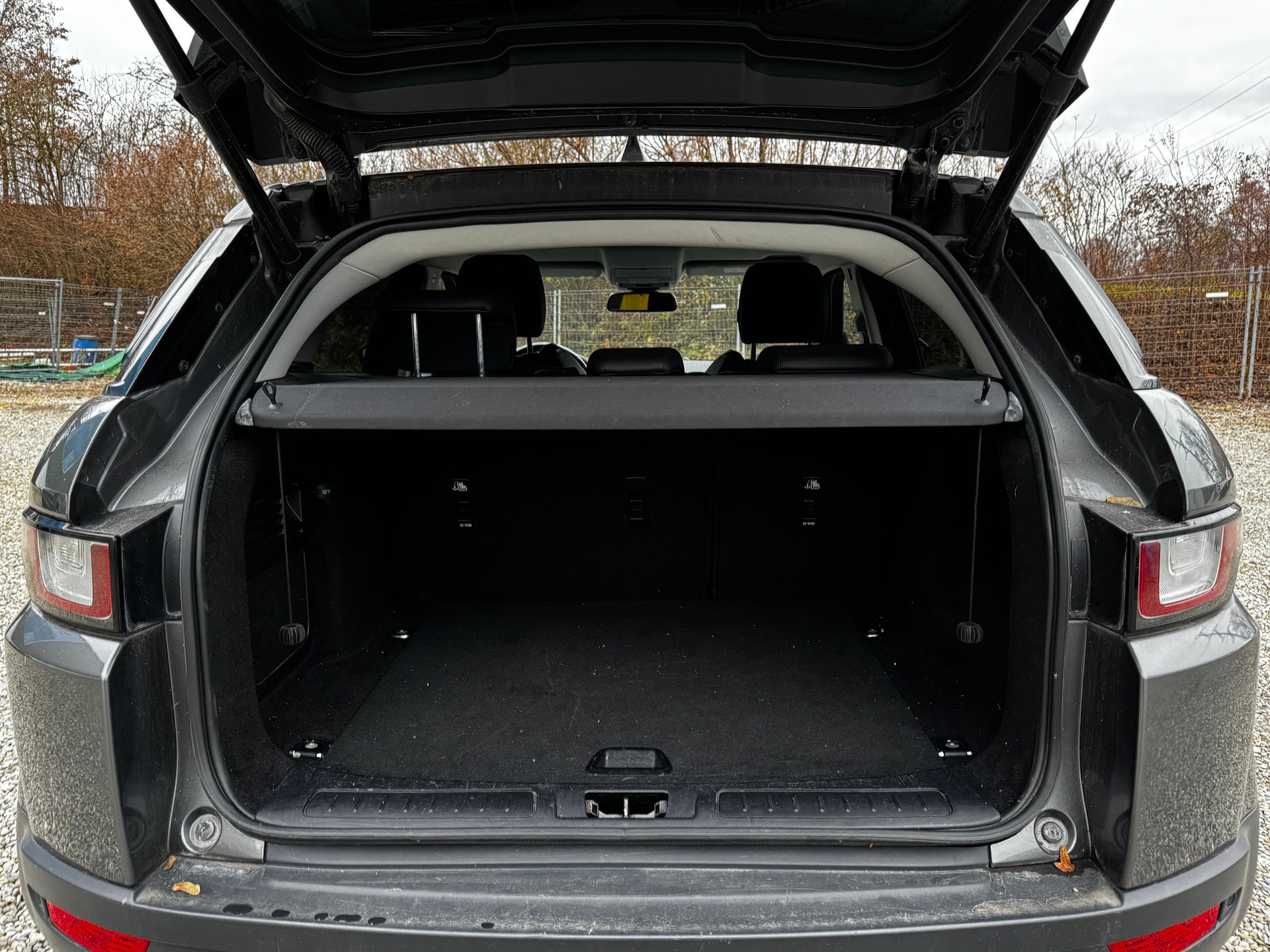LAND ROVER Range Rover Evoque 2.0 TD4 SE AT9-image-6