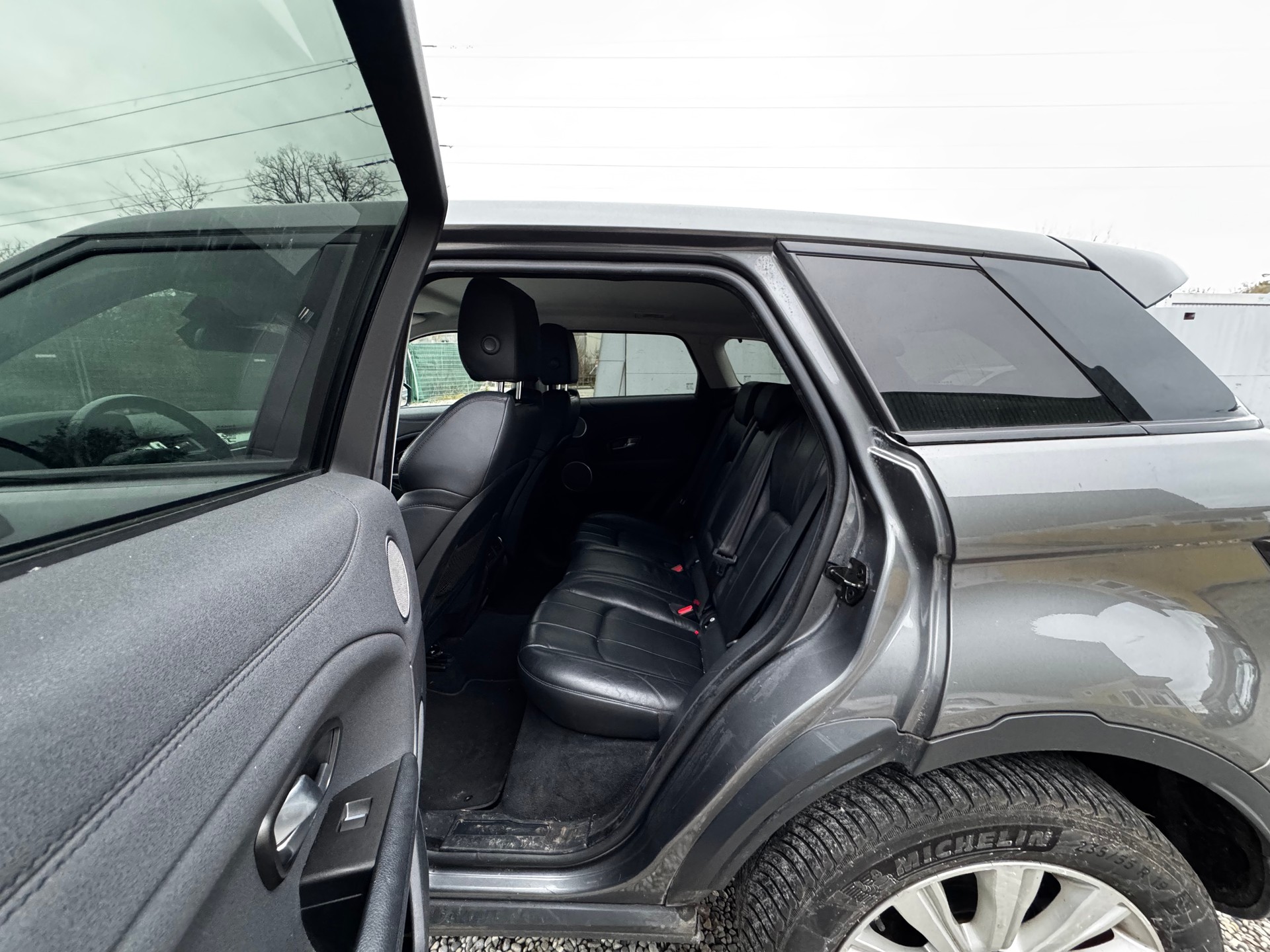 LAND ROVER Range Rover Evoque 2.0 TD4 SE AT9-image-15