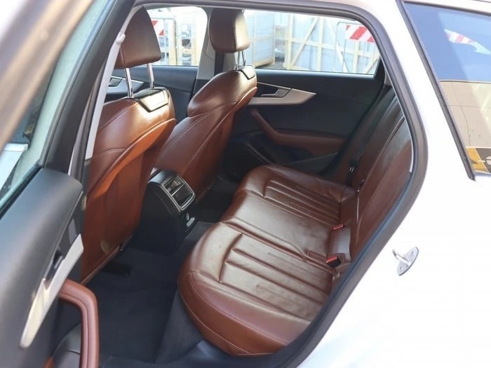AUDI A4 Avant 40 TDI Sport S-tronic ** Voll-Leder Ausstattung **-image-12