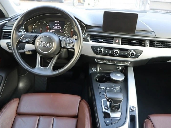 AUDI A4 Avant 40 TDI Sport S-tronic ** Voll-Leder Ausstattung **-image-10
