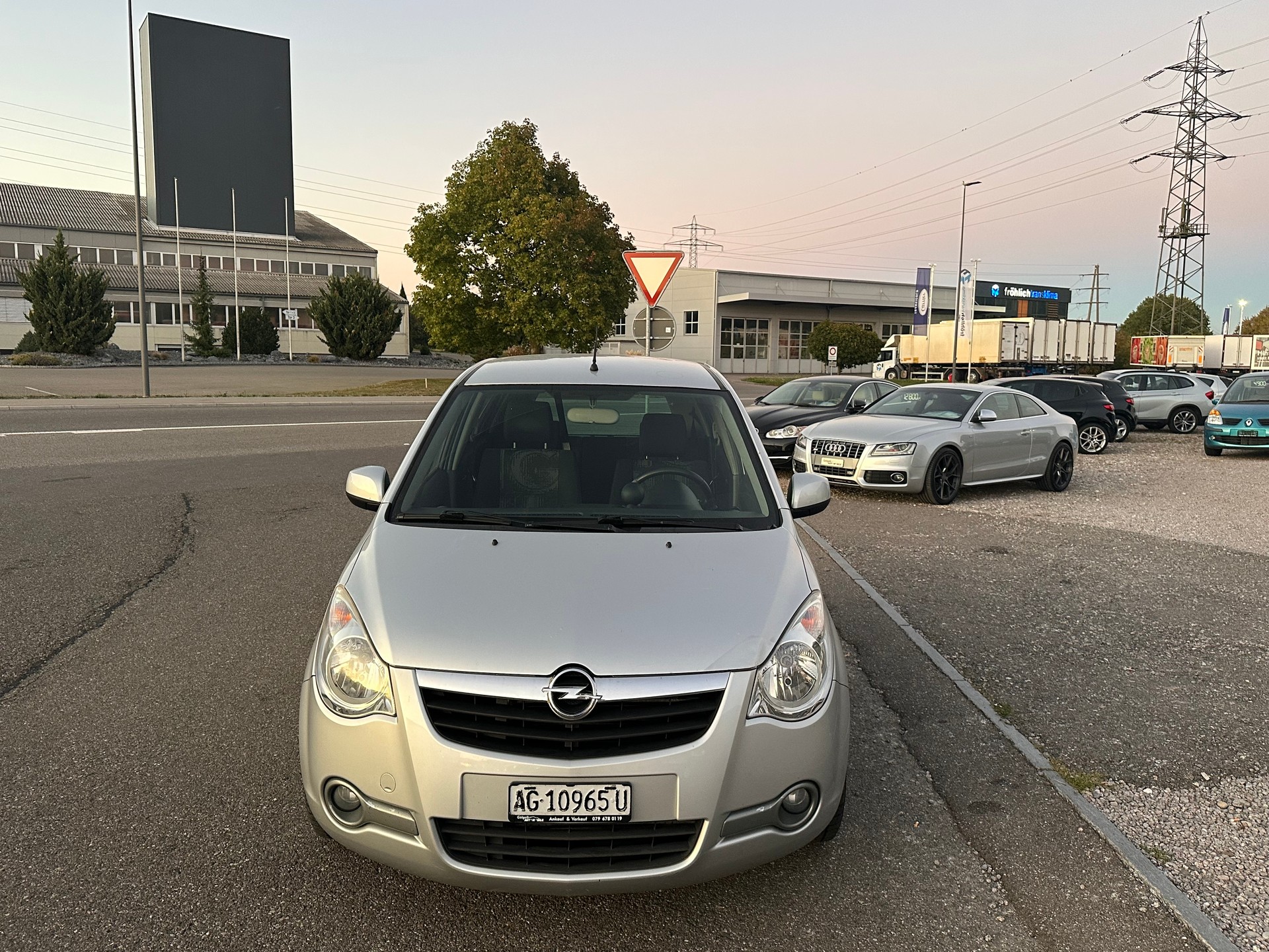 OPEL Agila 1.2 Enjoy Automatic-image-3