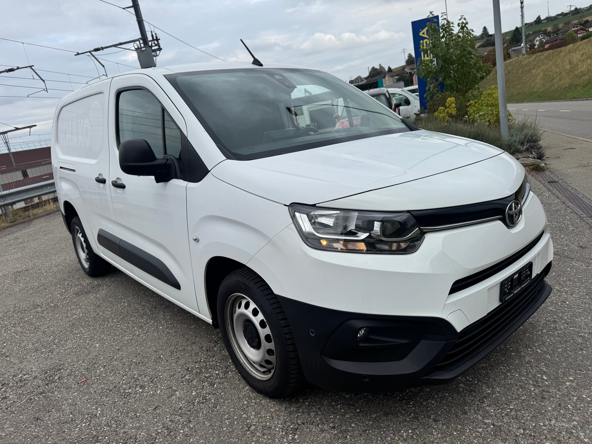TOYOTA Proace City Van 1.5D Premium Long-image-2
