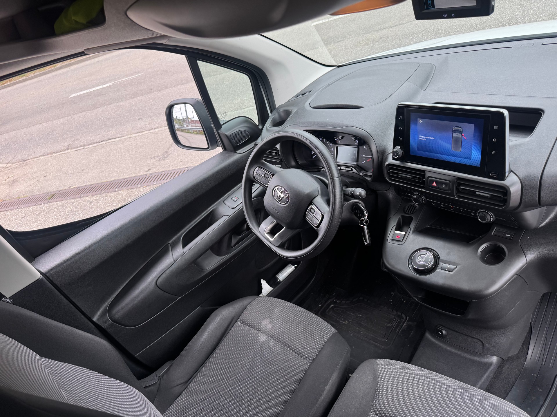 TOYOTA Proace City Van 1.5D Premium Long-image-10