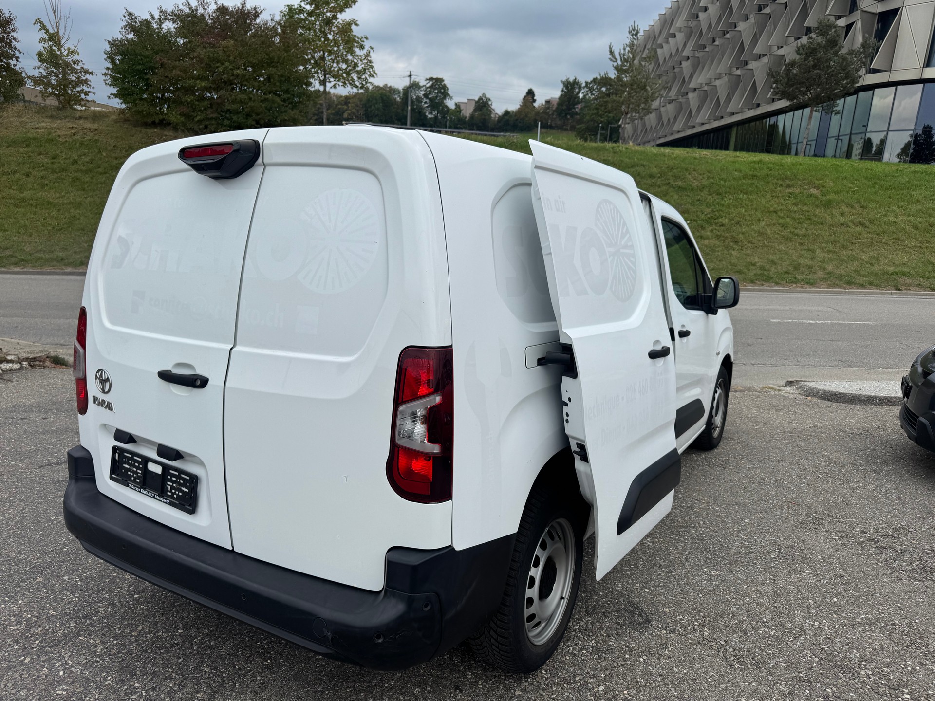 TOYOTA Proace City Van 1.5D Premium Long-image-3