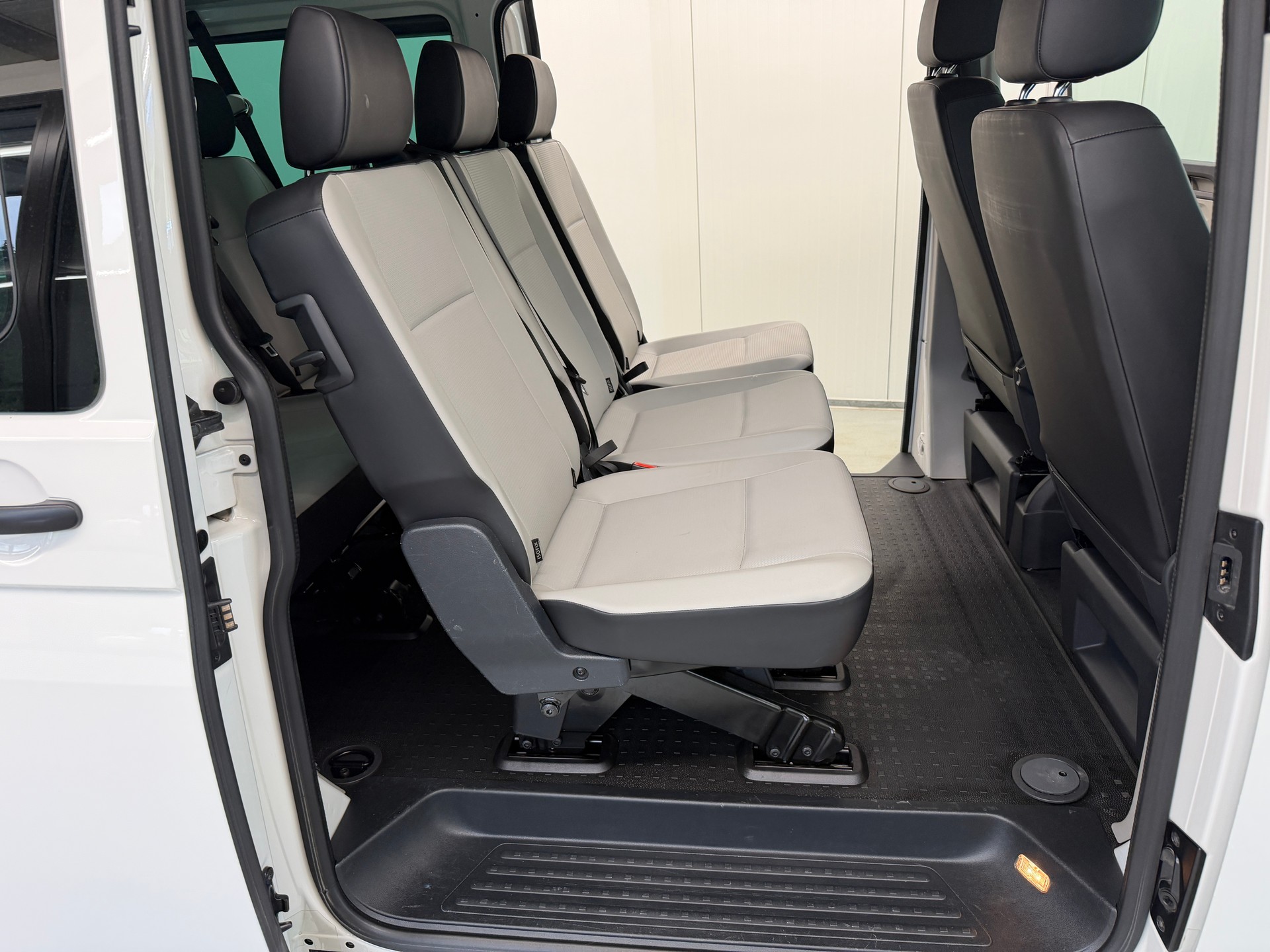 VW T6 2.0 Bi-TDI 4Motion DSG-image-18