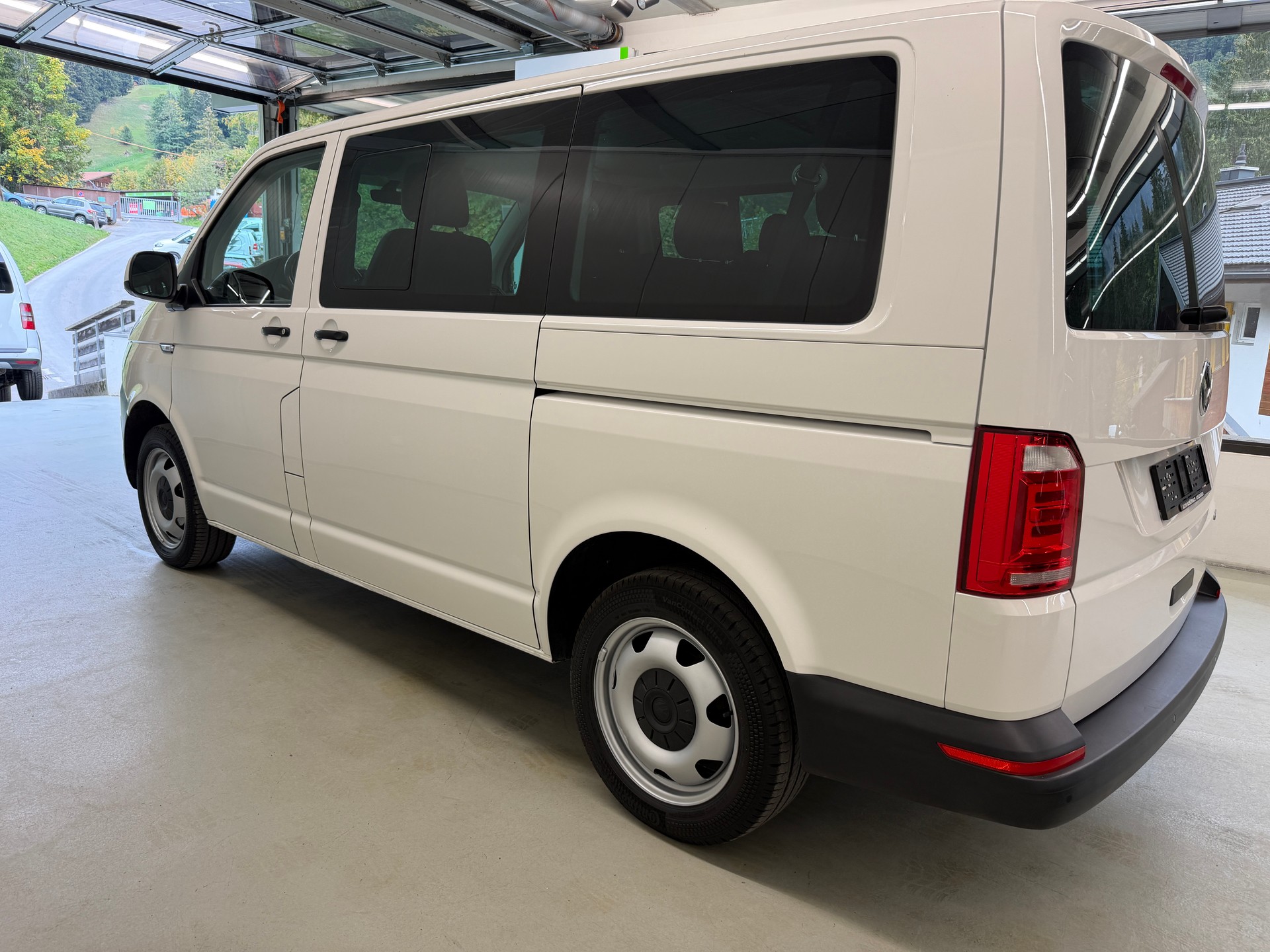 VW T6 2.0 Bi-TDI 4Motion DSG-image-7