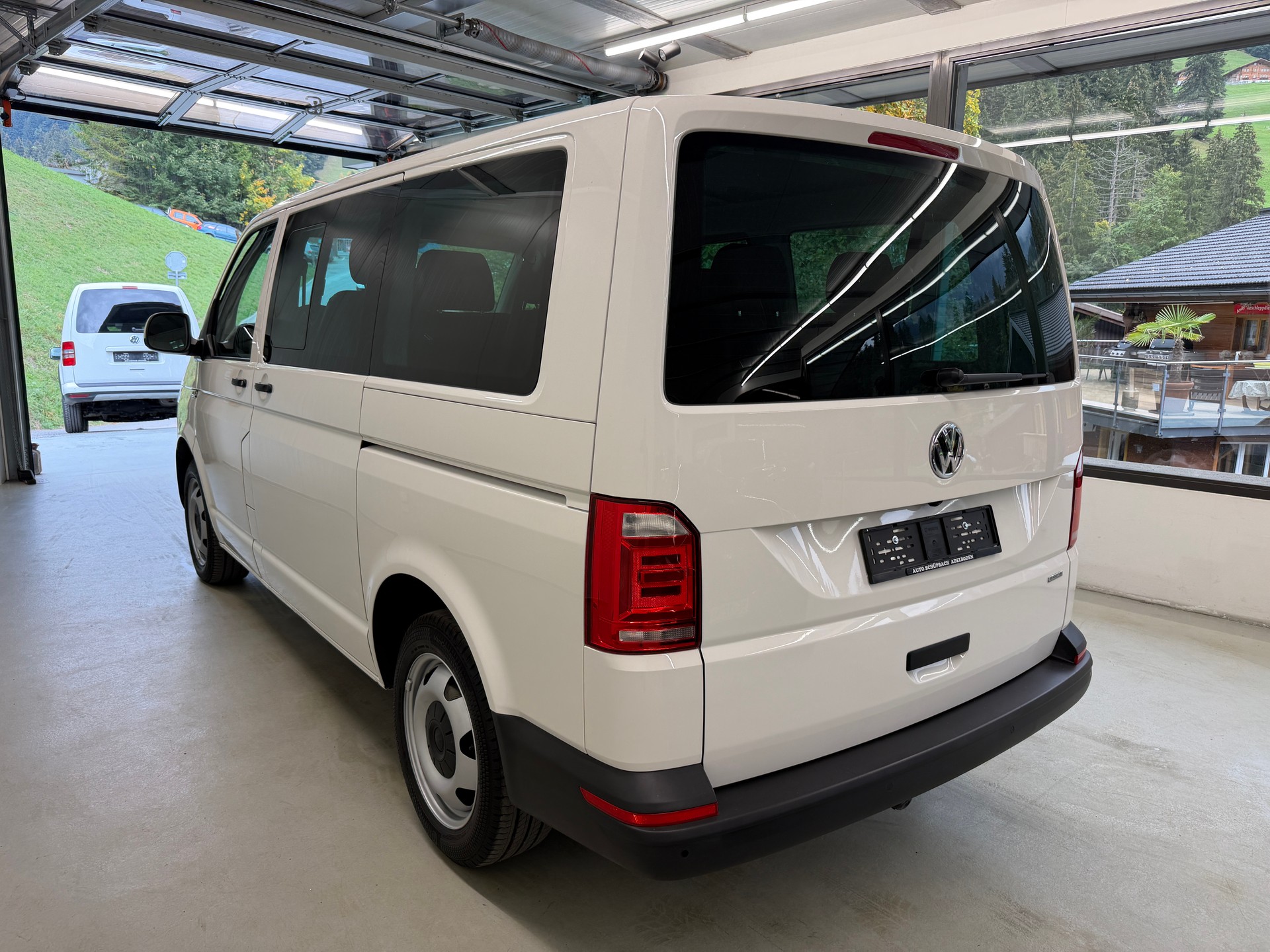 VW T6 2.0 Bi-TDI 4Motion DSG-image-6
