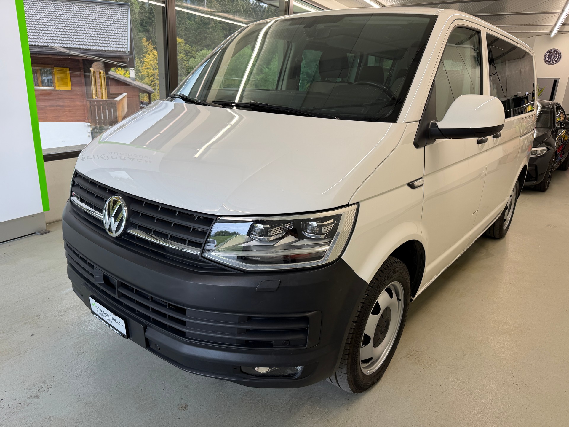 VW T6 2.0 Bi-TDI 4Motion DSG-image-9