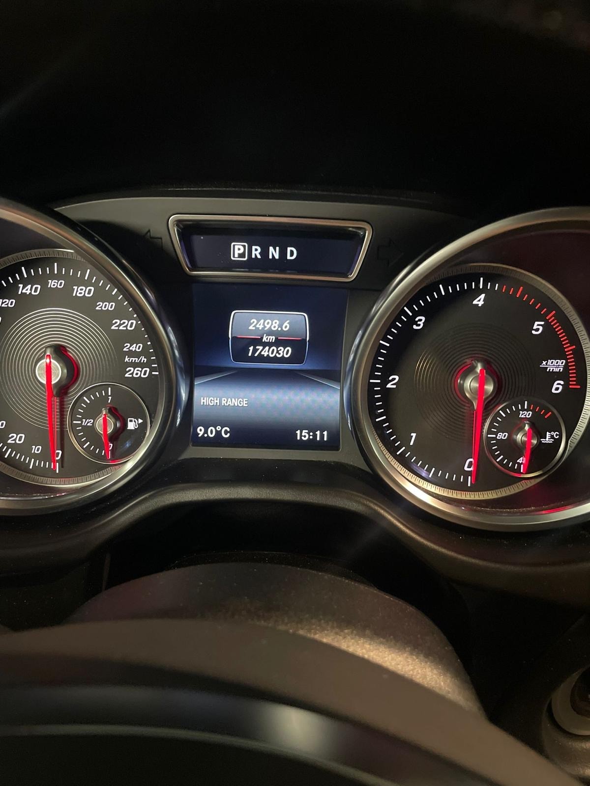 MERCEDES-BENZ G 350 d AMG 7G-Tronic-image-11