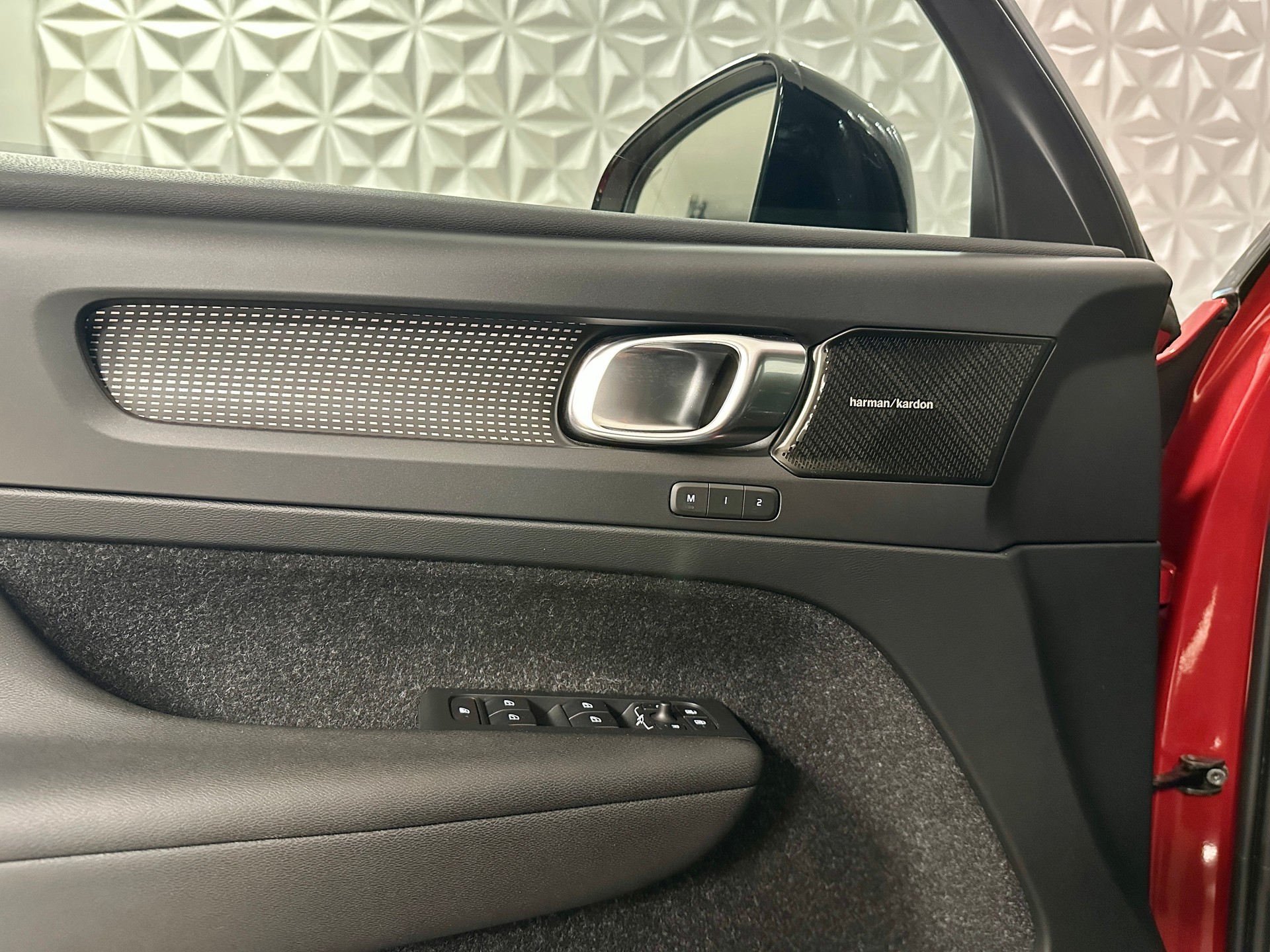 VOLVO XC40 T4 R-Design Geartronic-image-14