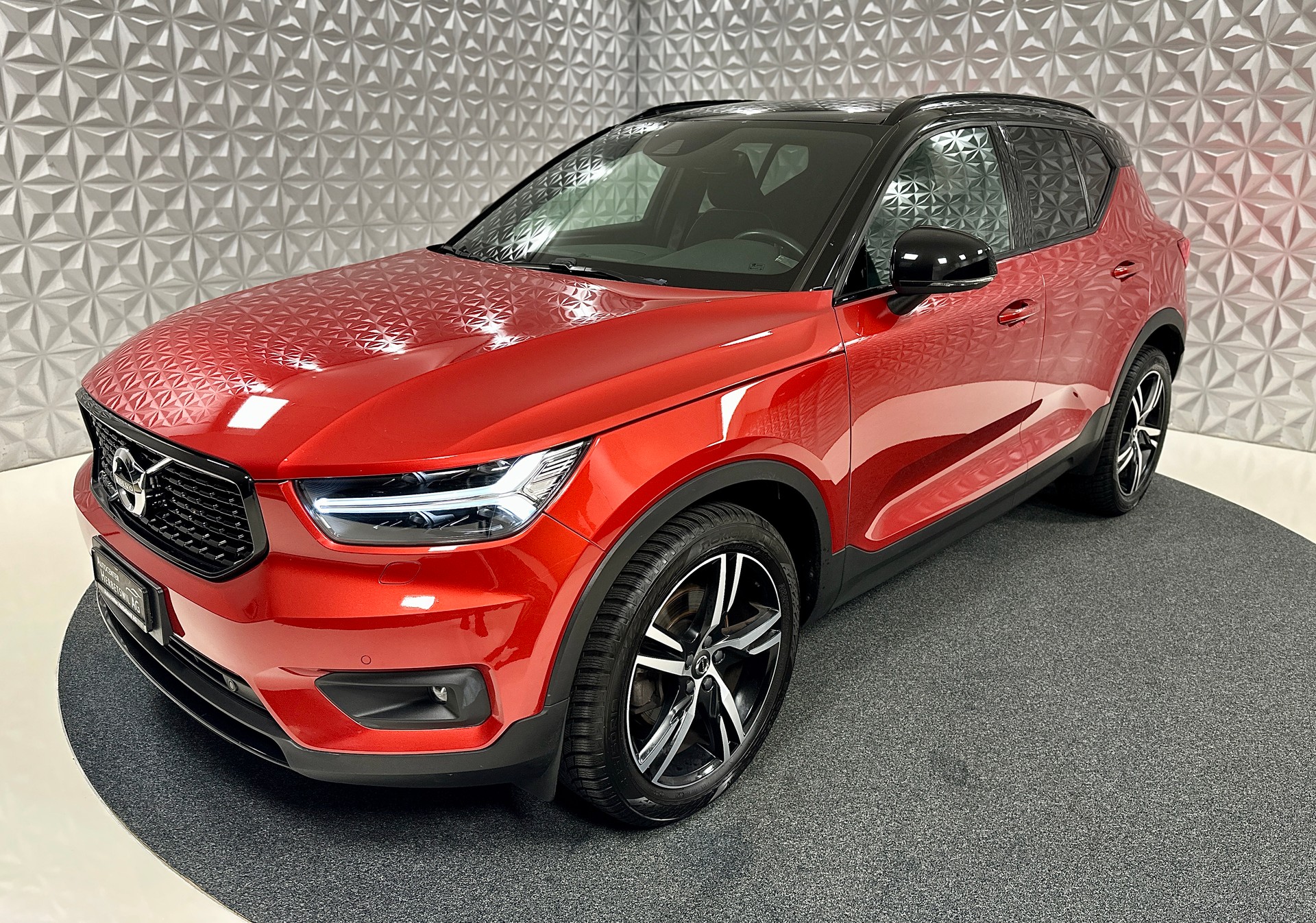 VOLVO XC40 T4 R-Design Geartronic-image-8
